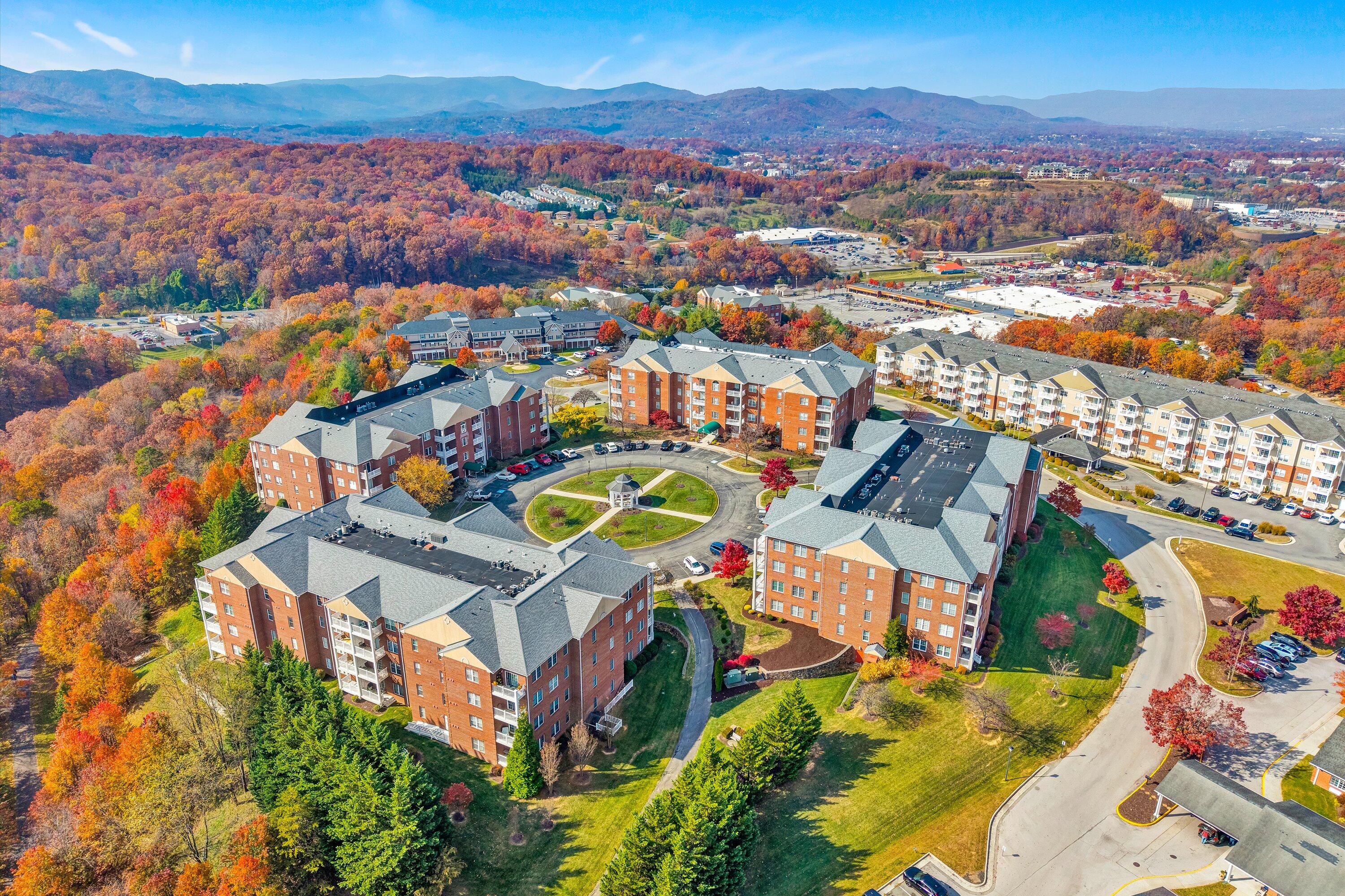 4444 Pheasant Ridge RD APT 305