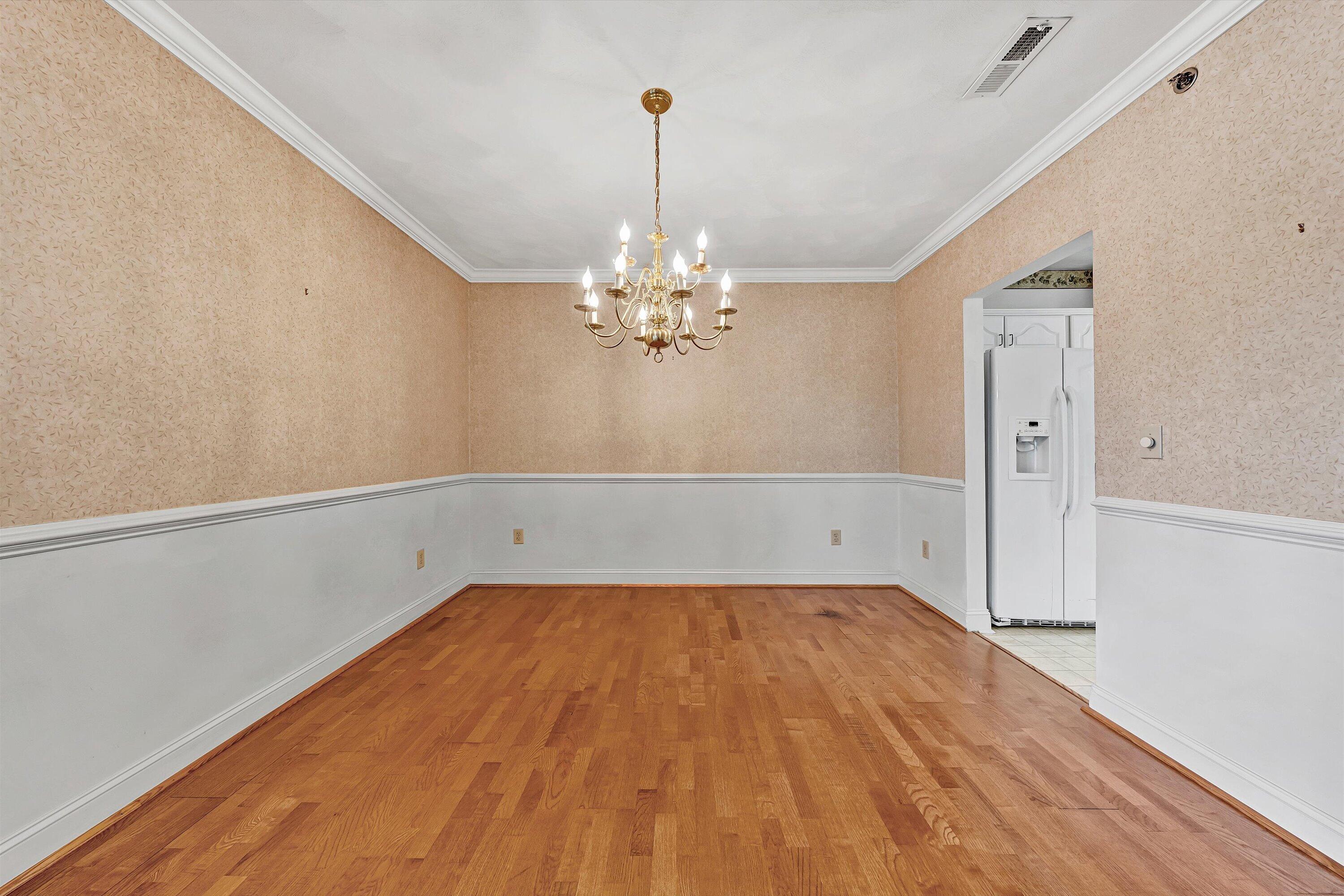 4444 Pheasant Ridge RD APT 305