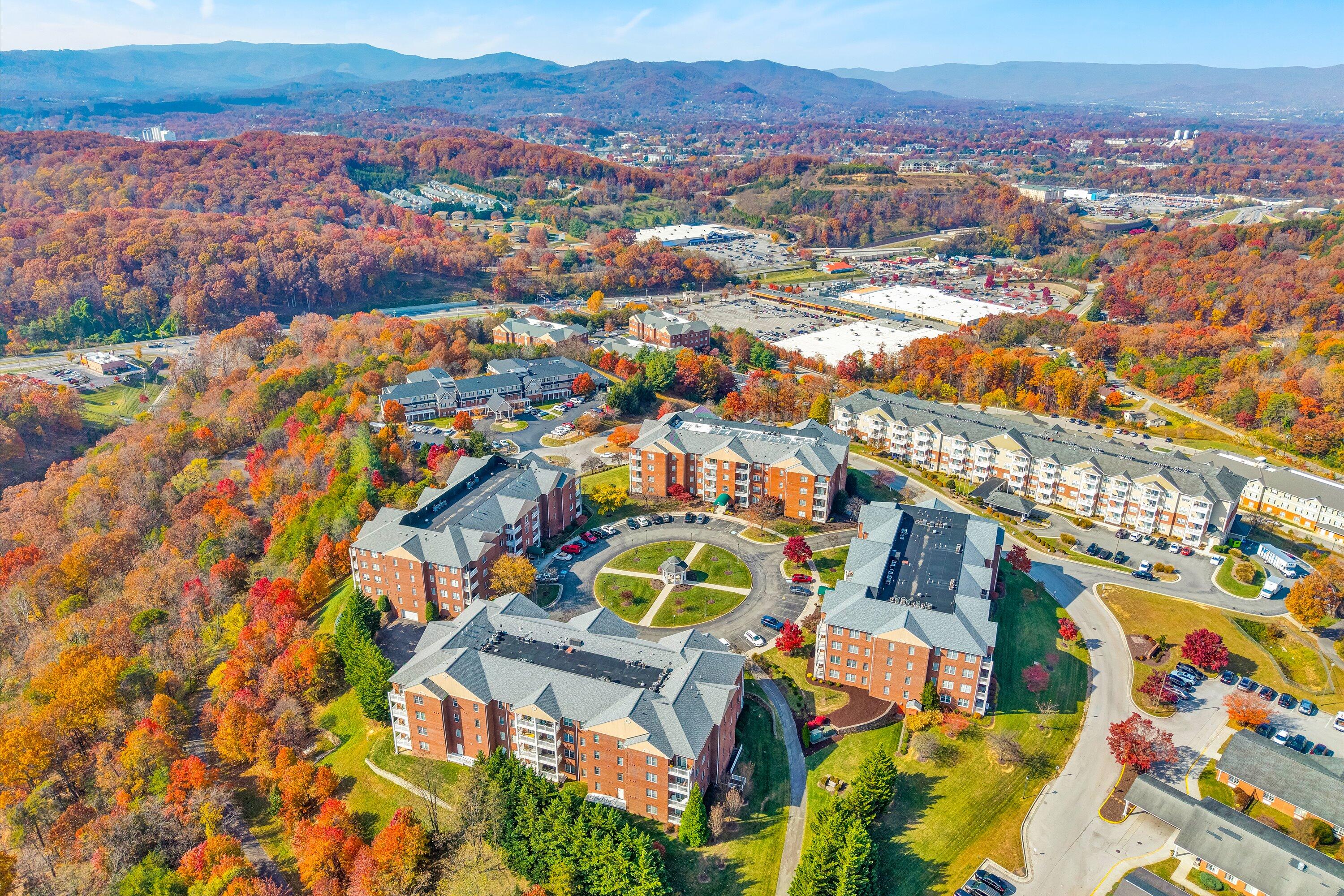 4444 Pheasant Ridge RD APT 305