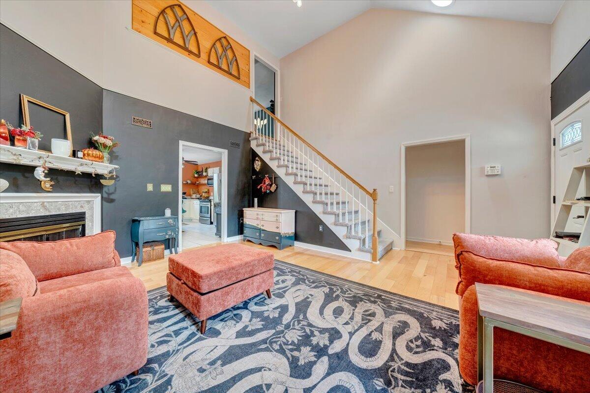 1313 Trevino DR NE