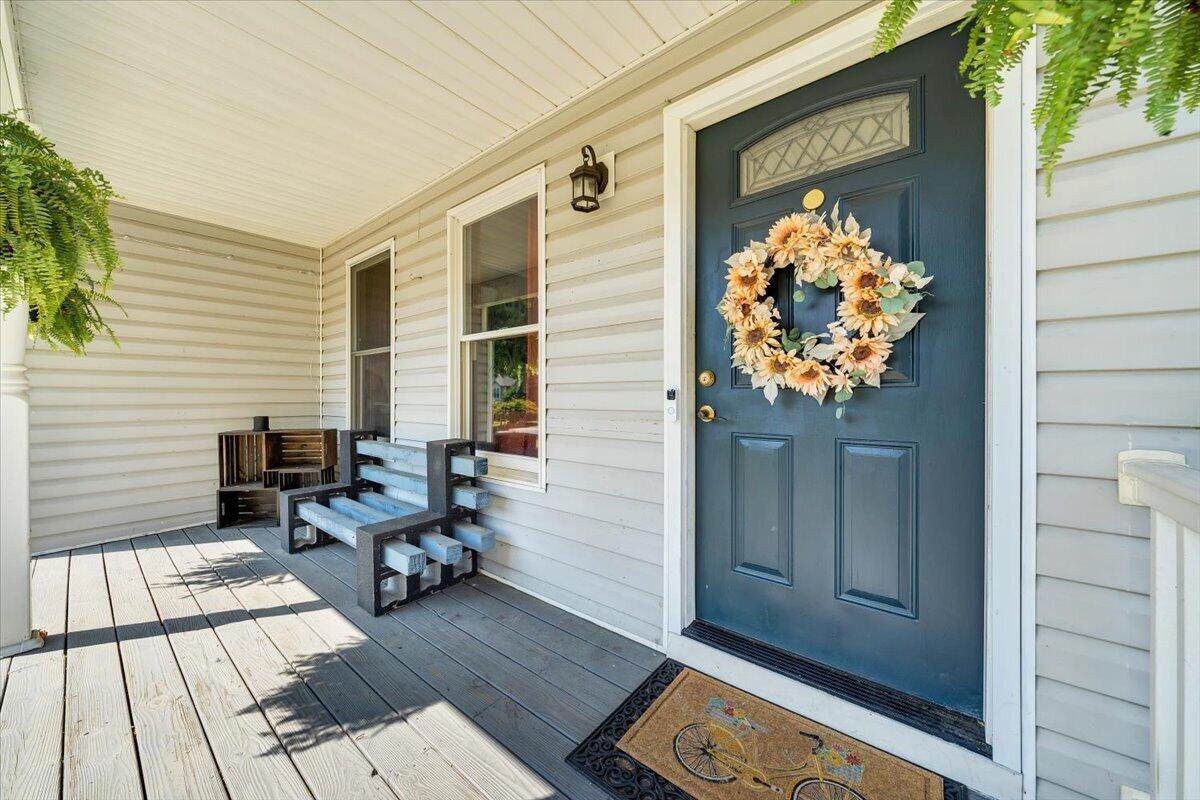 1313 Trevino DR NE
