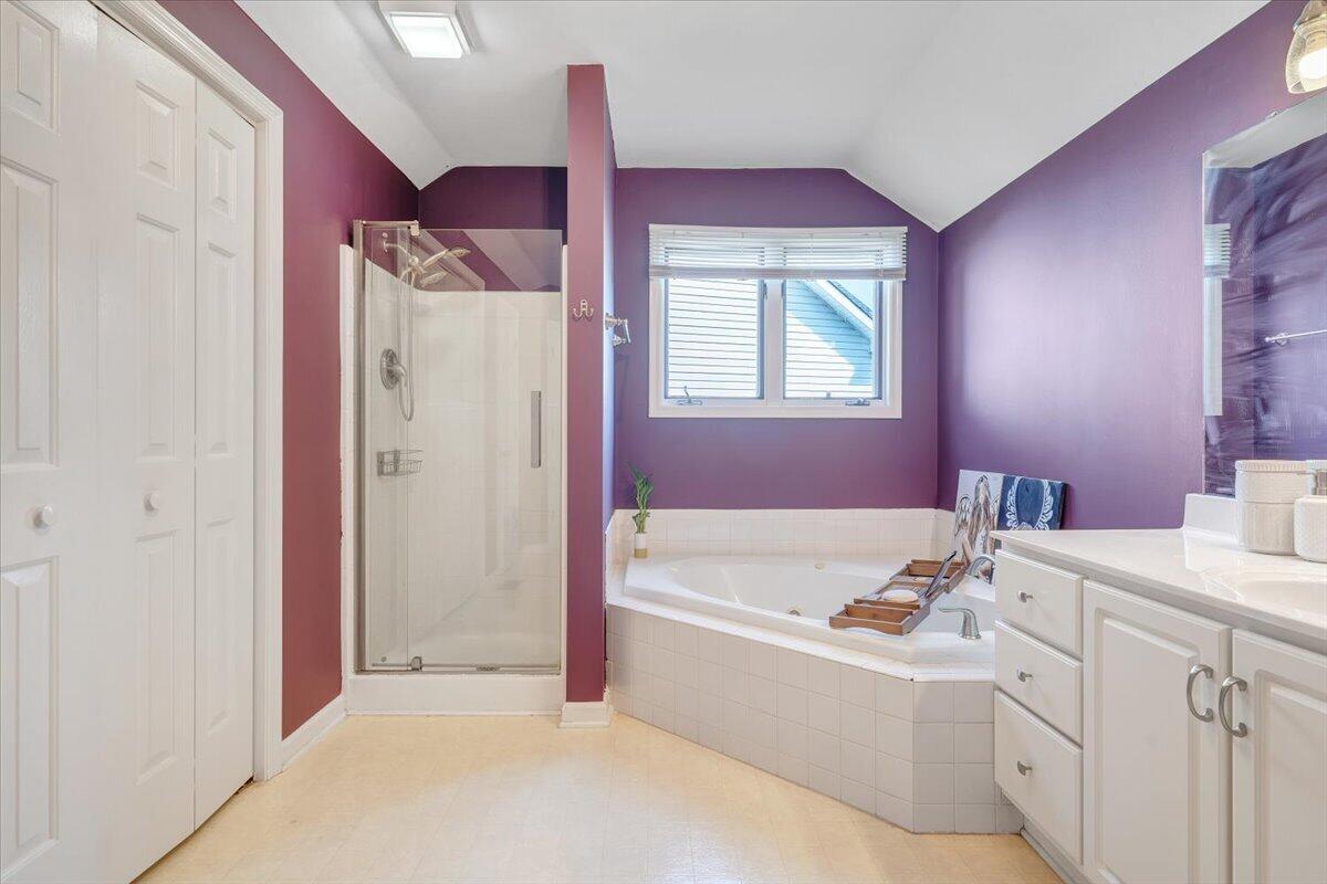 1313 Trevino DR NE