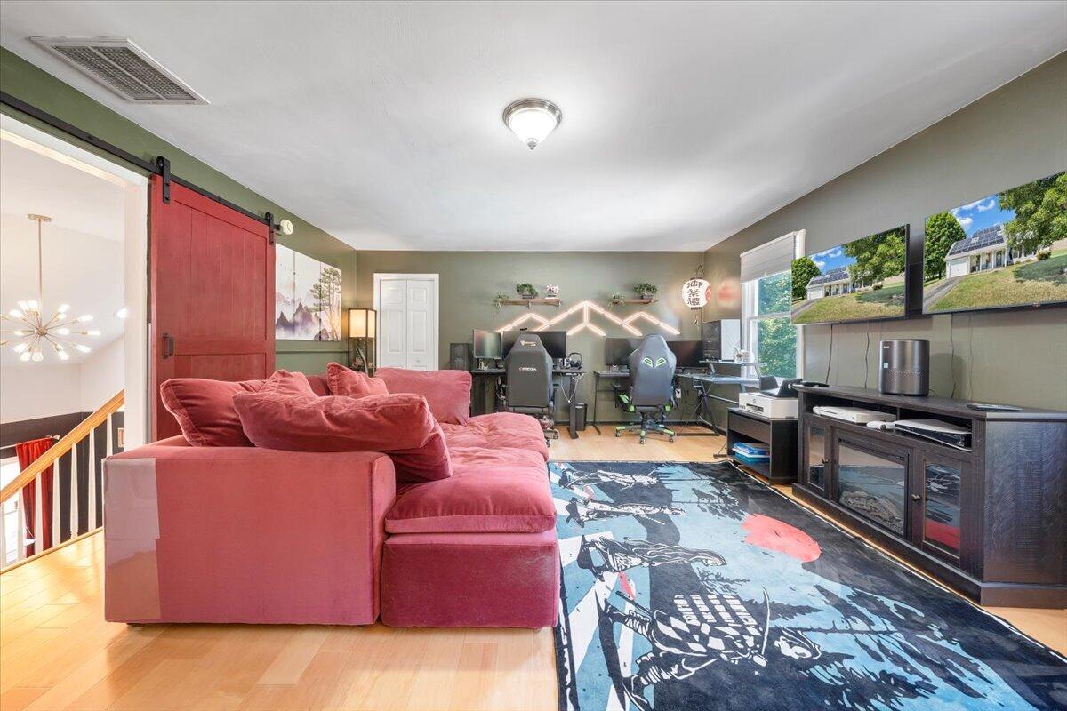 1313 Trevino DR NE