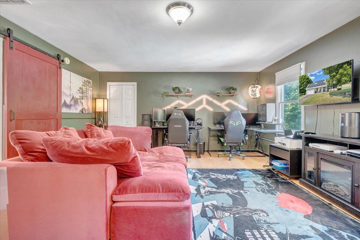 1313 Trevino DR NE