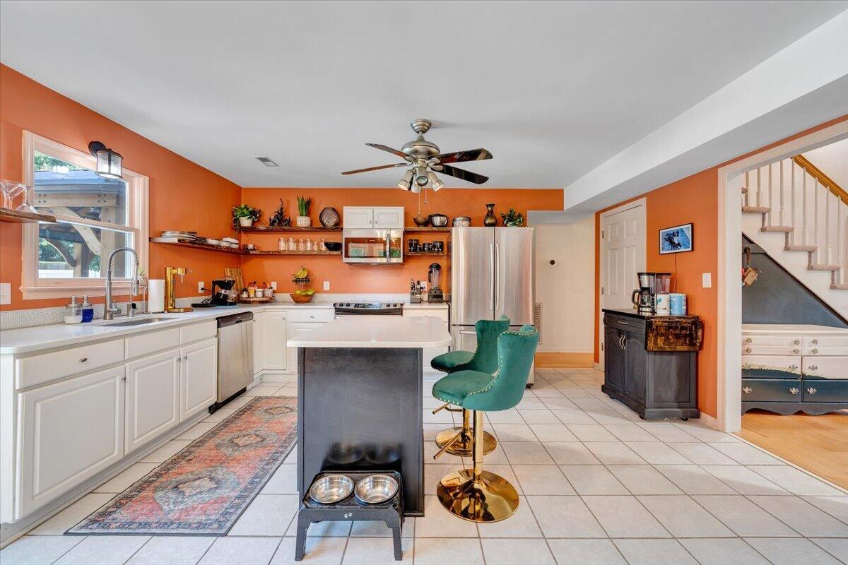 1313 Trevino DR NE