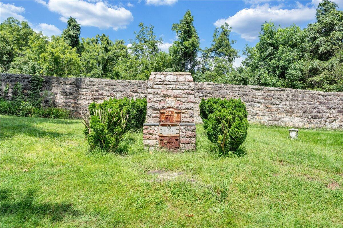 7892 Craig Valley DR