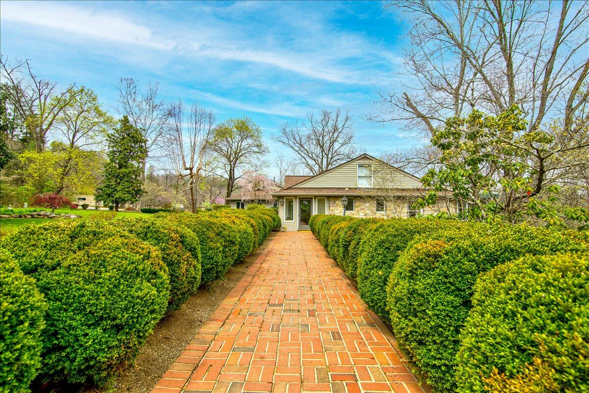 7892 Craig Valley DR