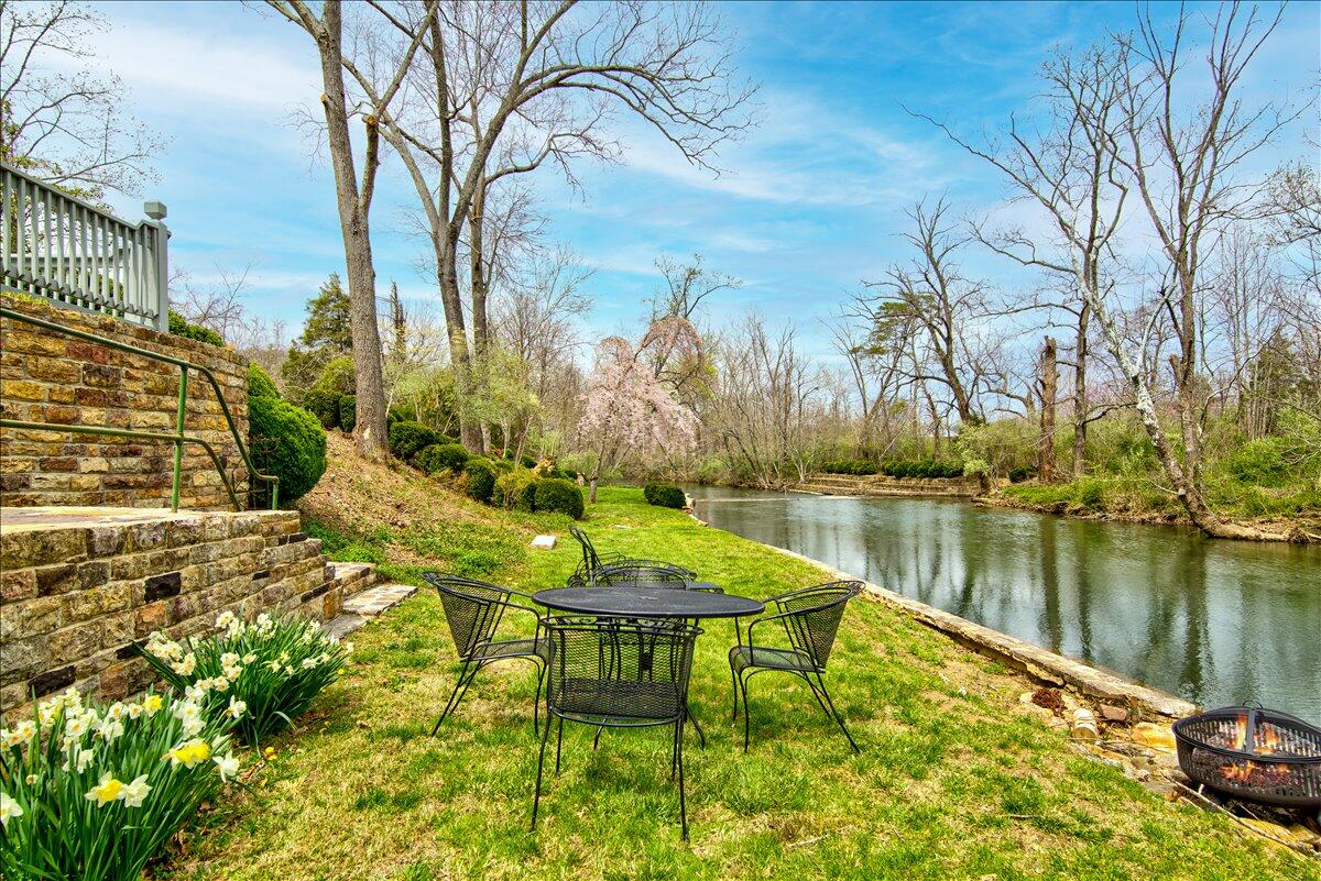 7892 Craig Valley DR