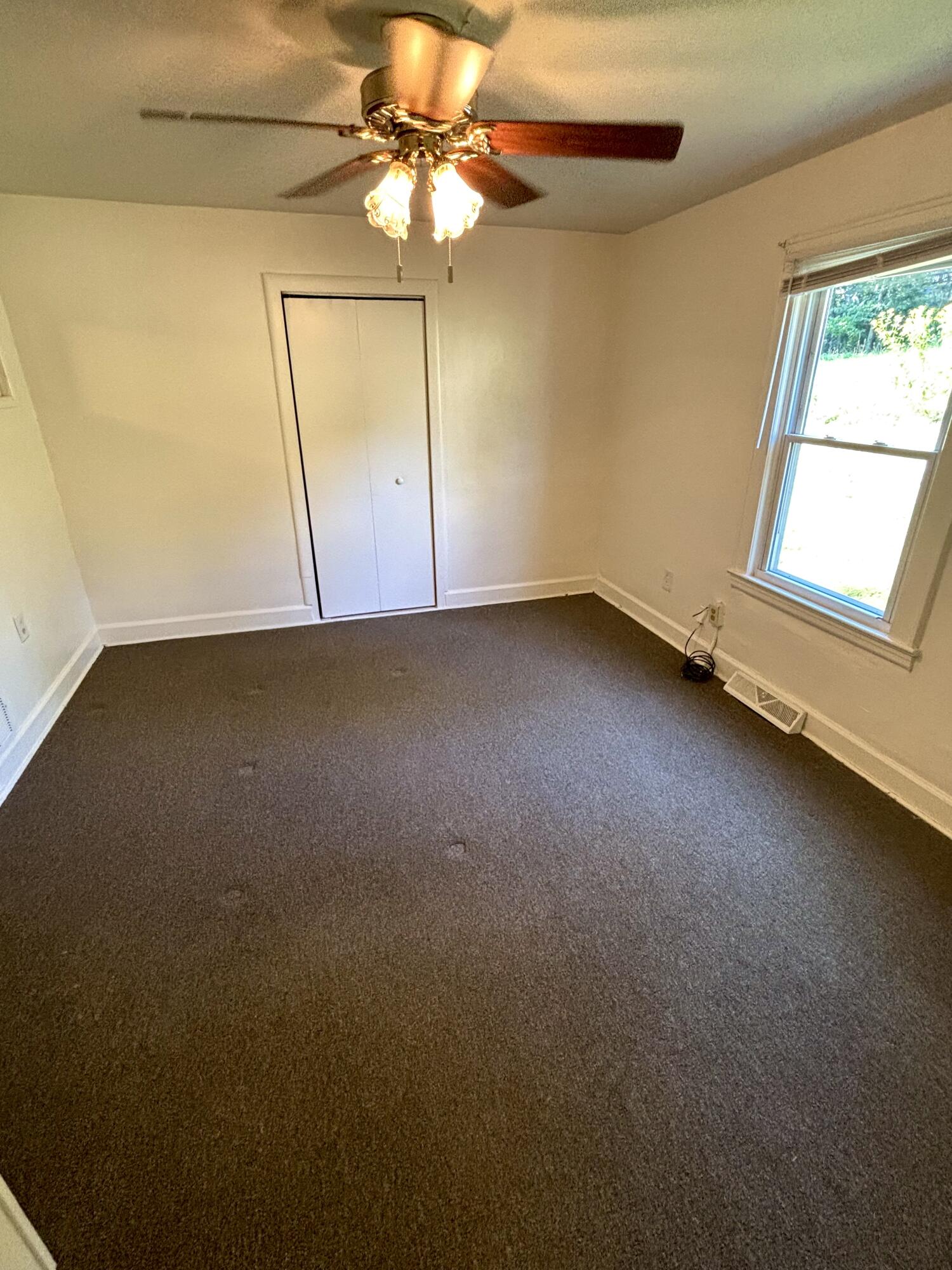 744 N Mill RD