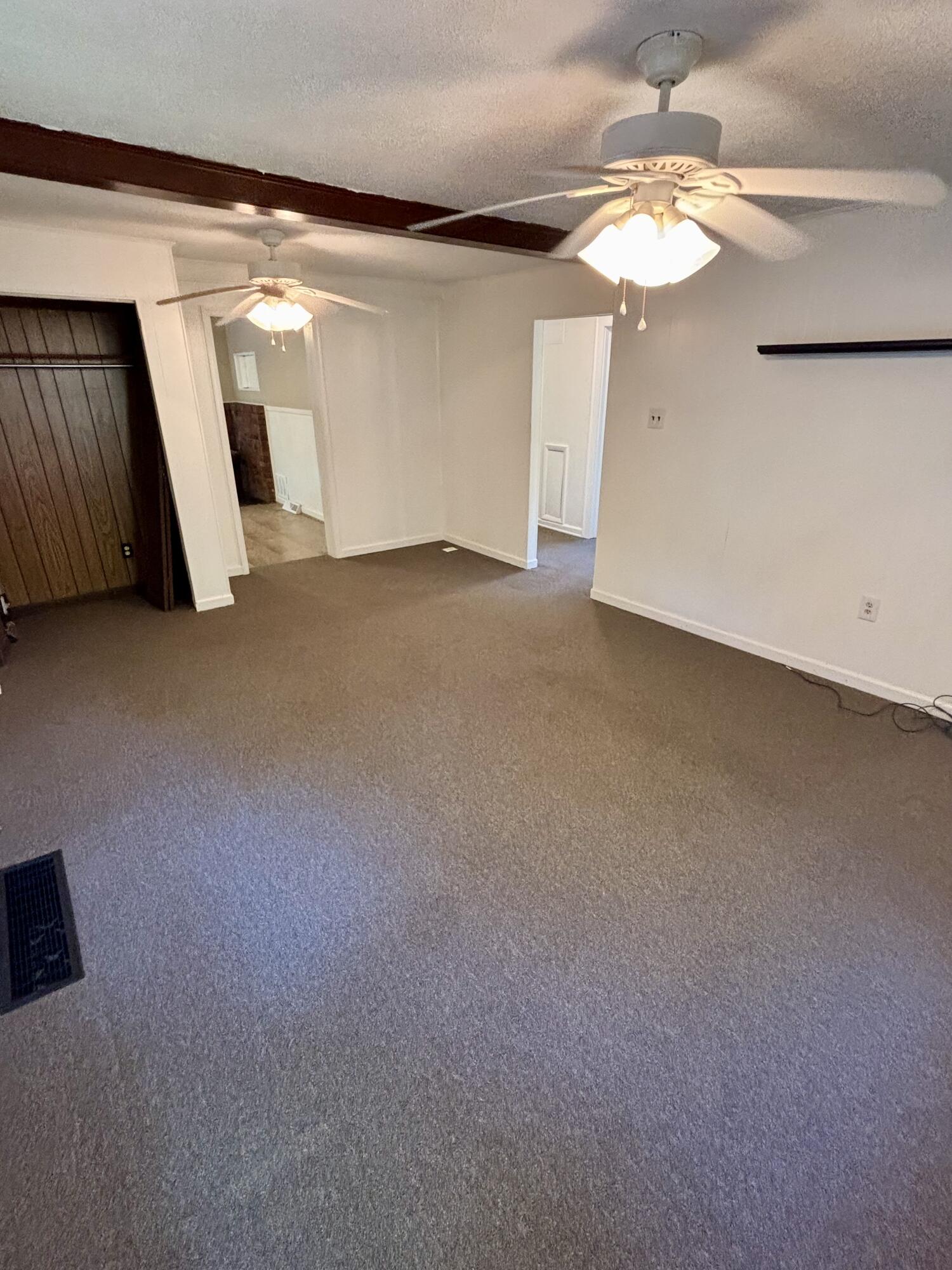 744 N Mill RD