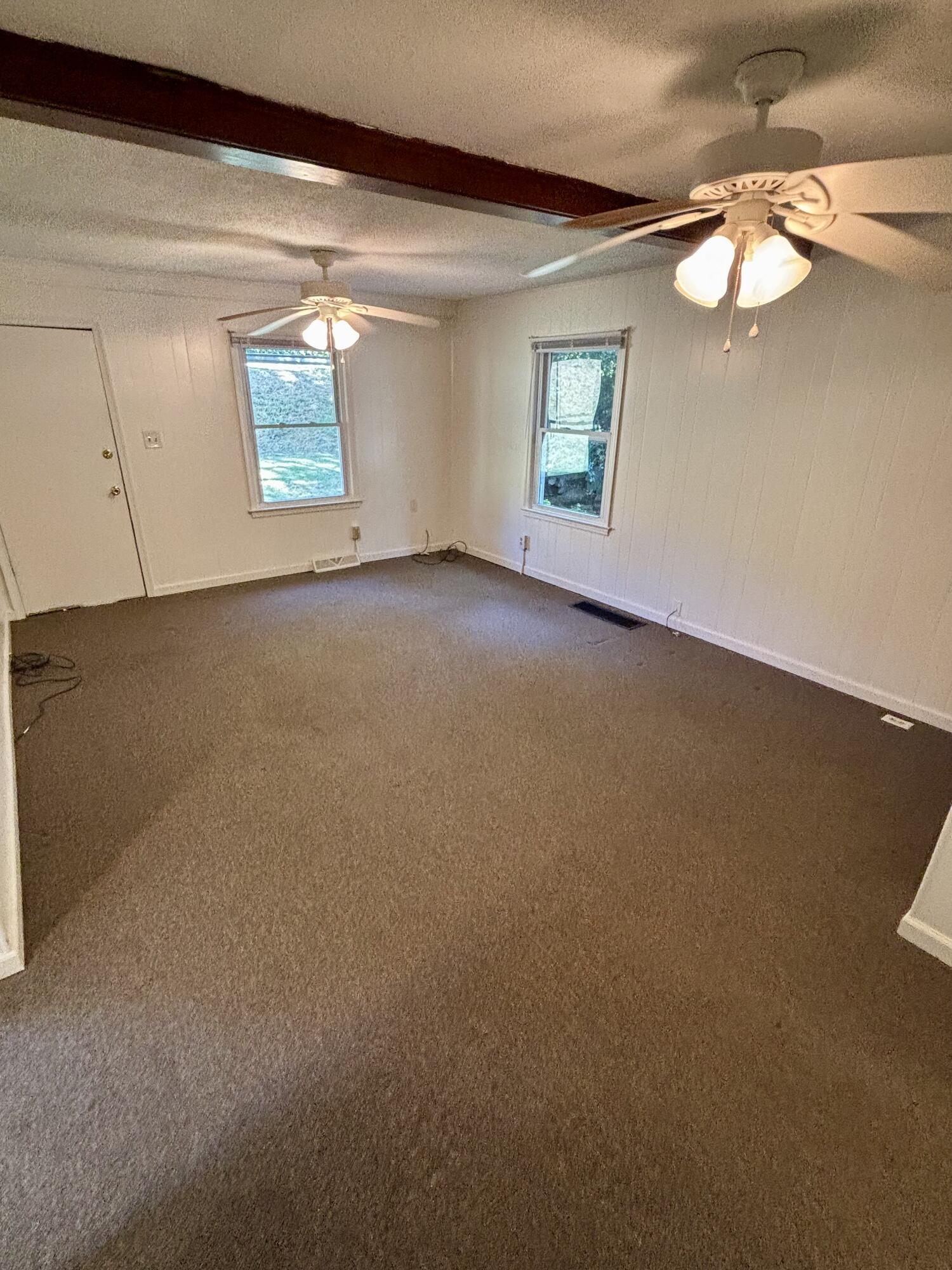 744 N Mill RD