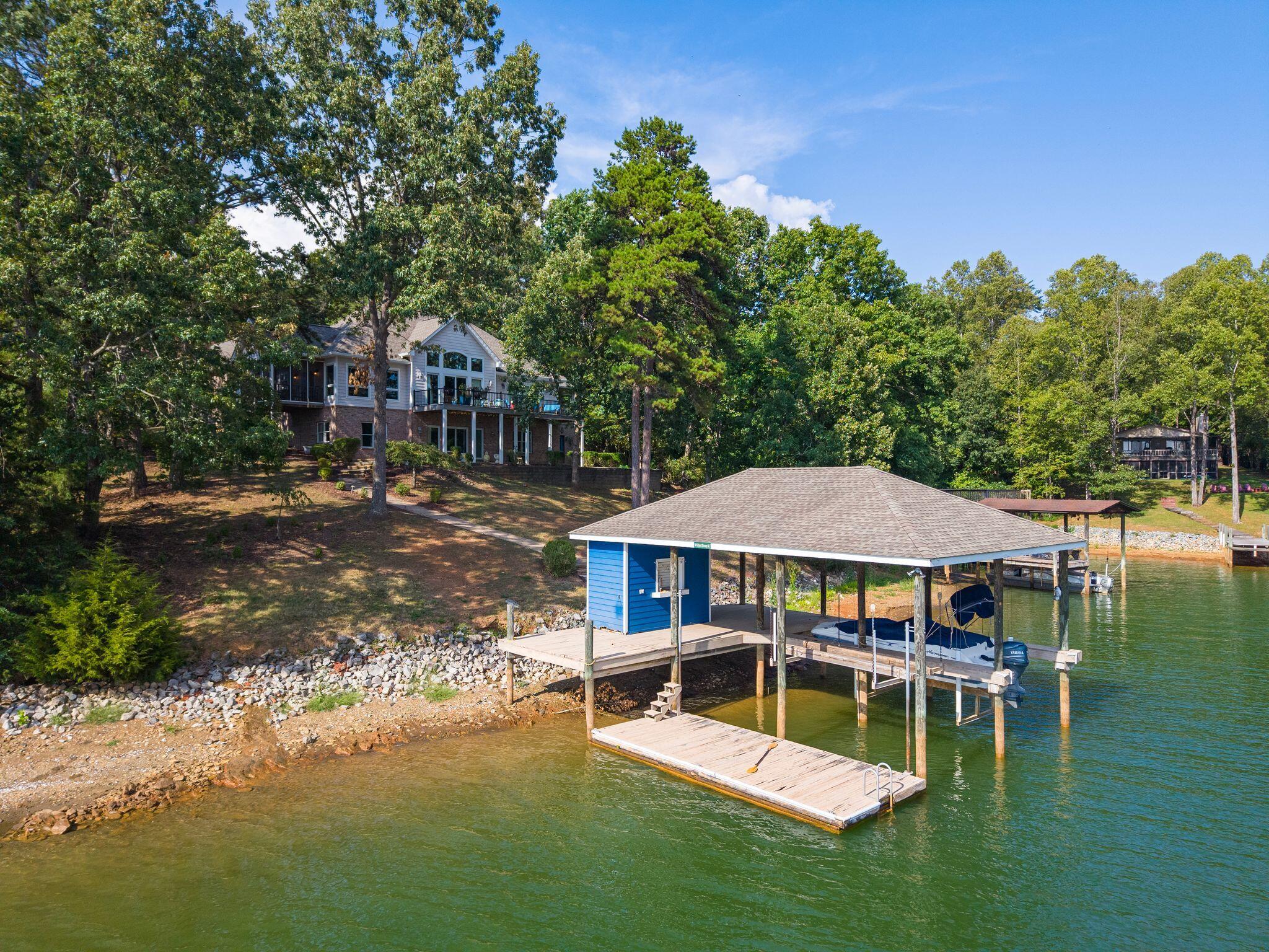 8875 Burnt Chimney RD