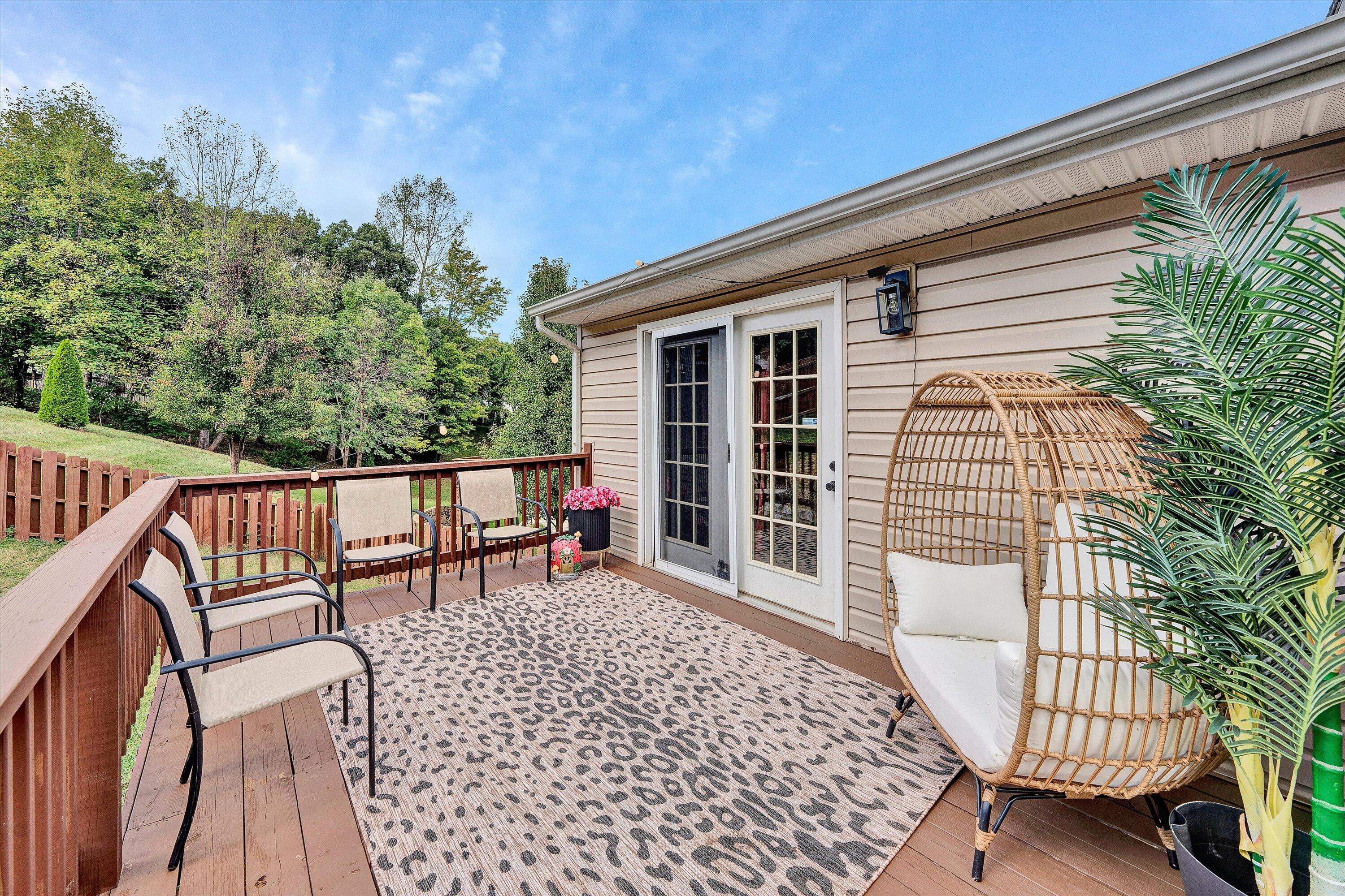 4541 Lomond CIR