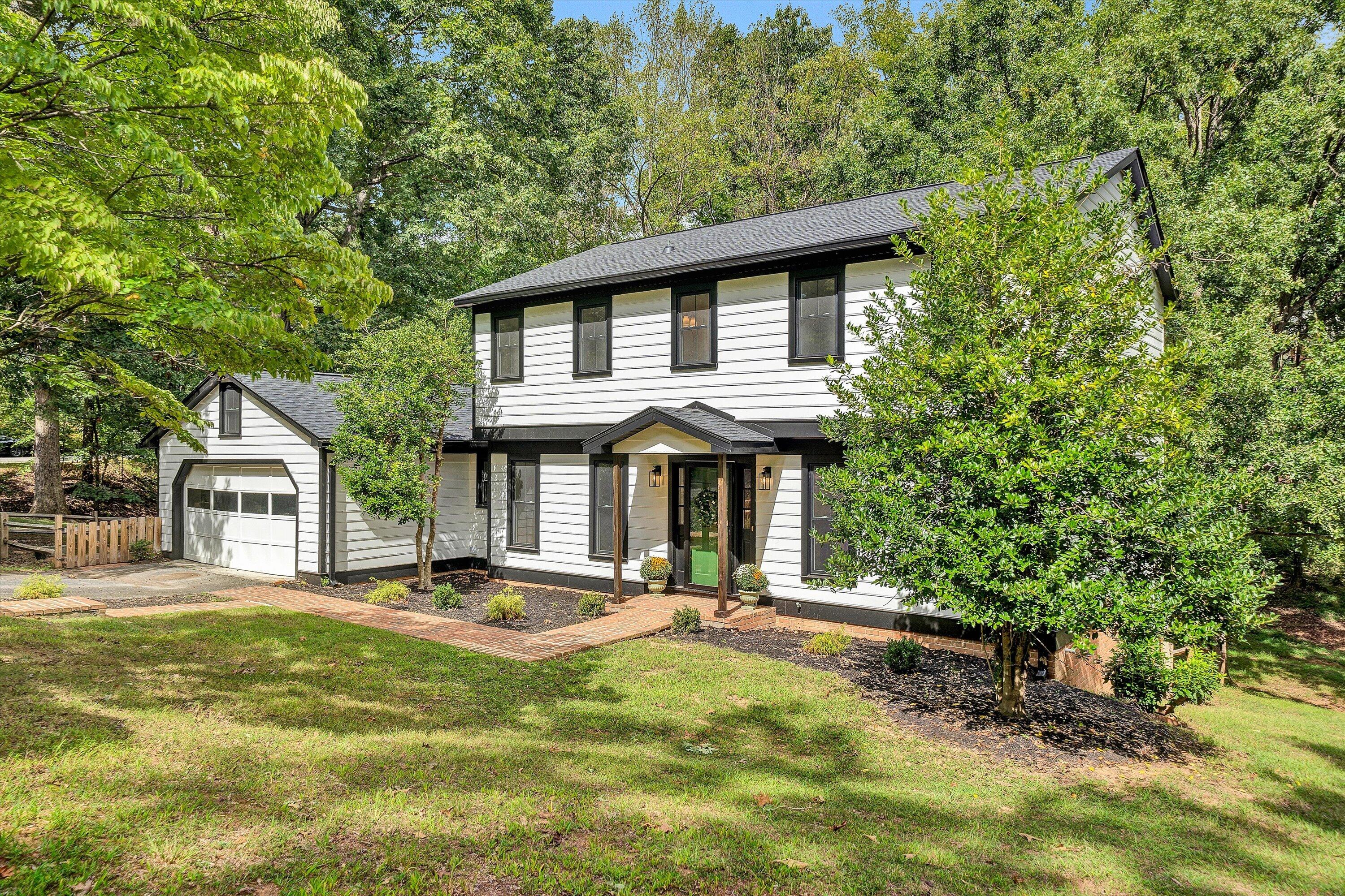 2825 Fairway Forest DR