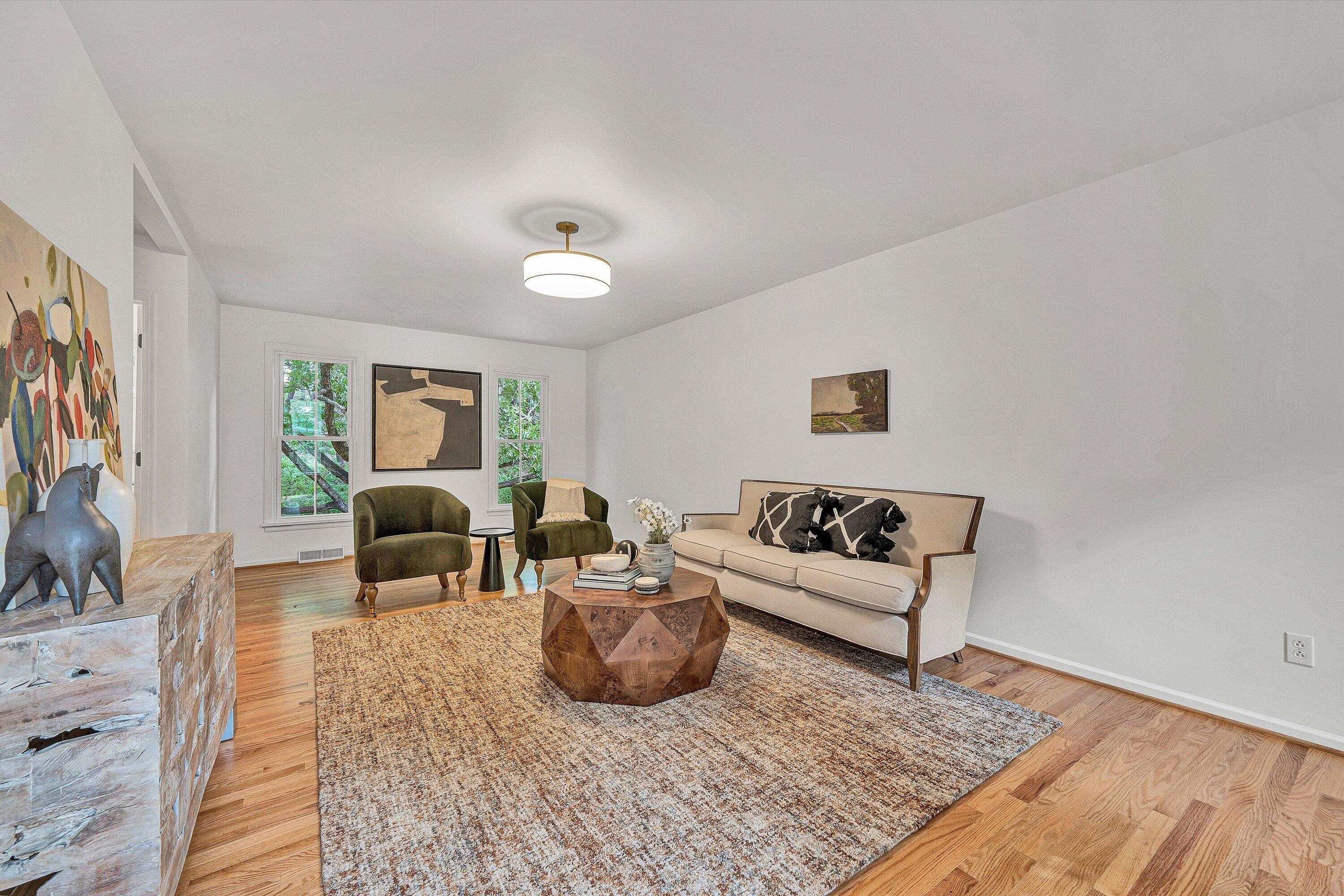 2825 Fairway Forest DR