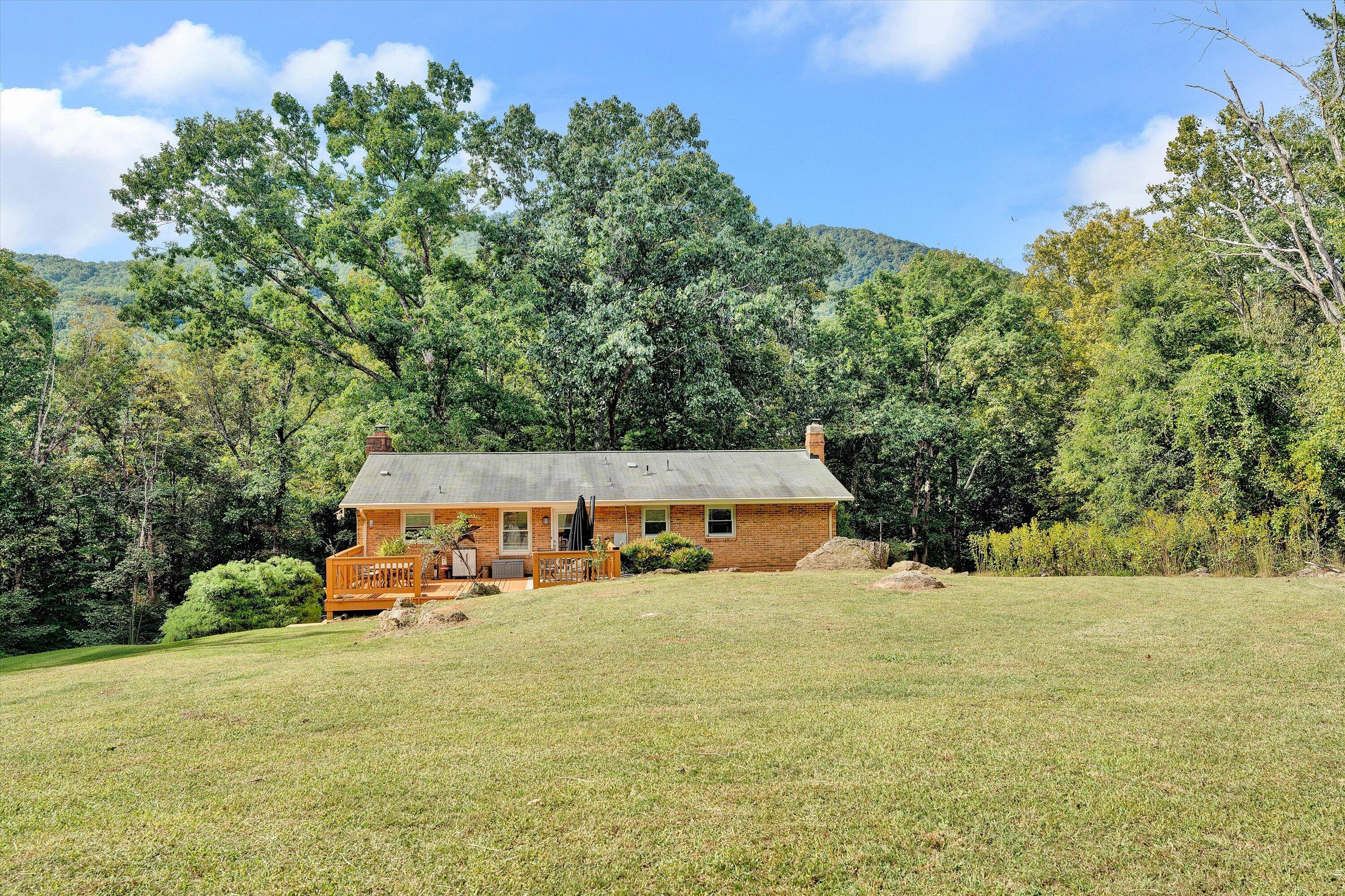 6804 Cotton Hill RD