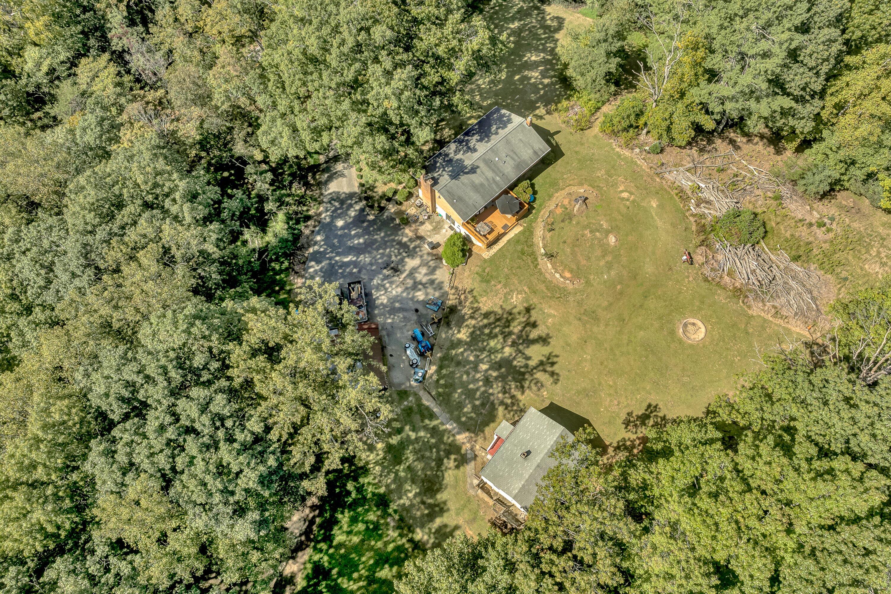 6804 Cotton Hill RD