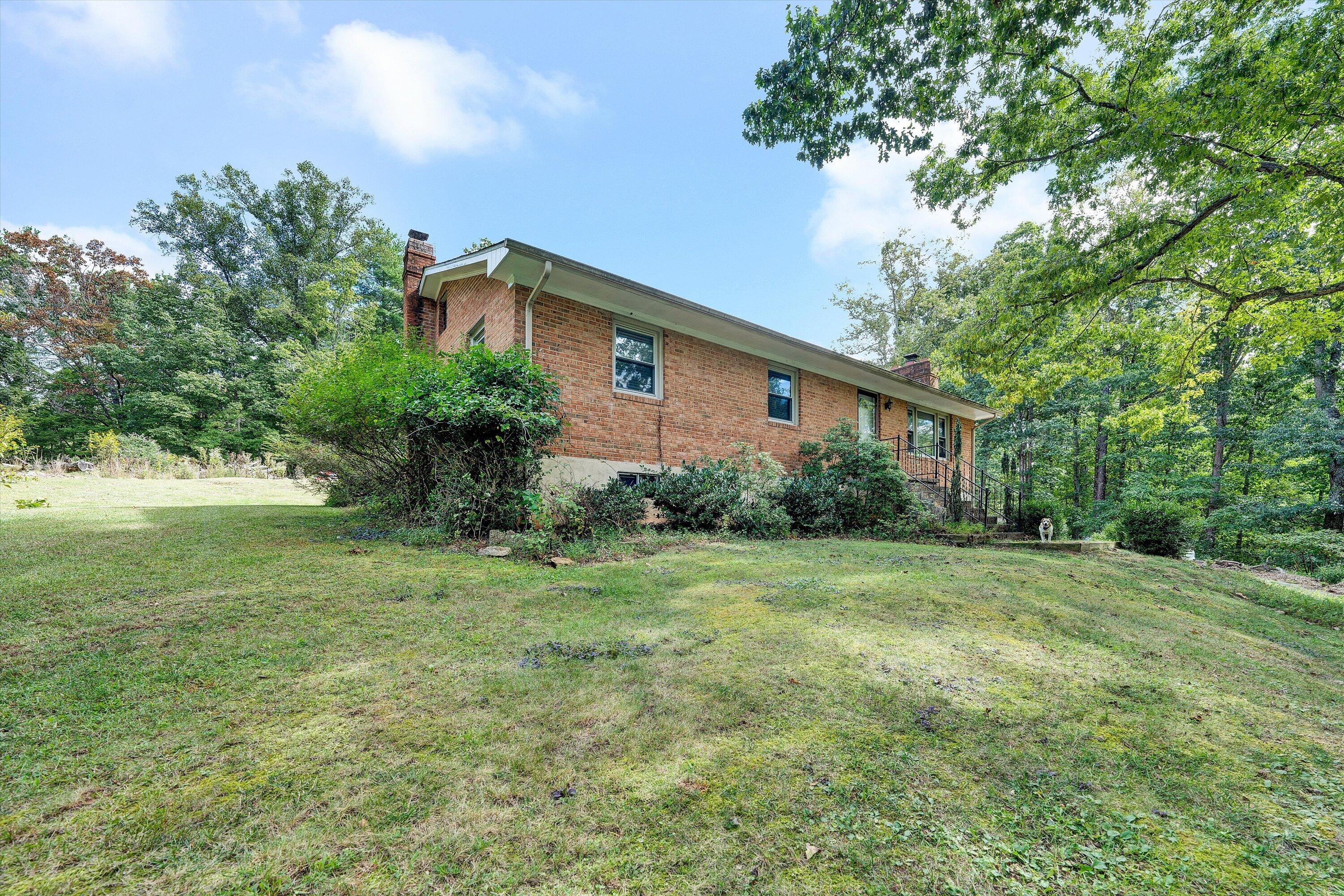 6804 Cotton Hill RD