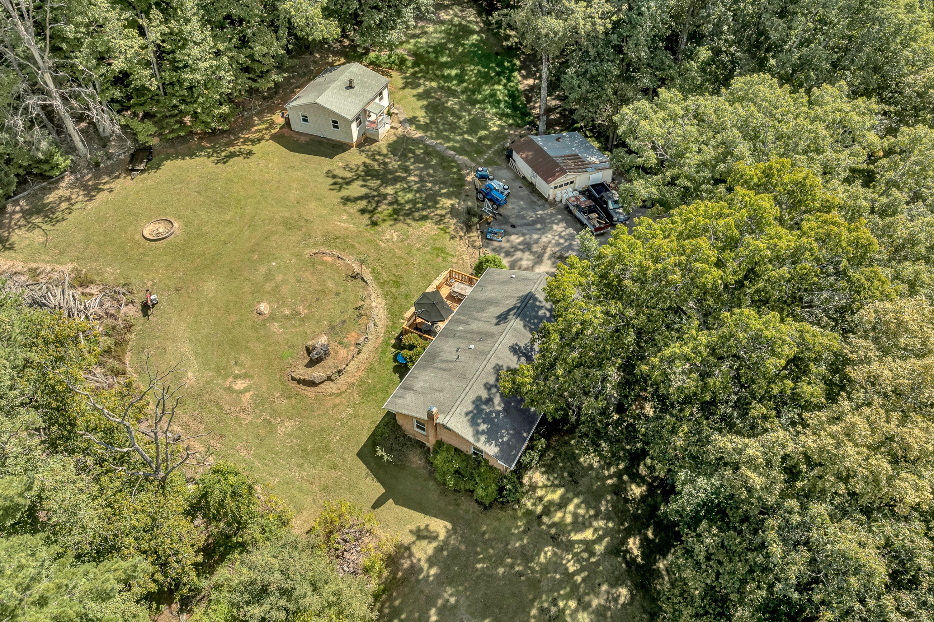 6804 Cotton Hill RD