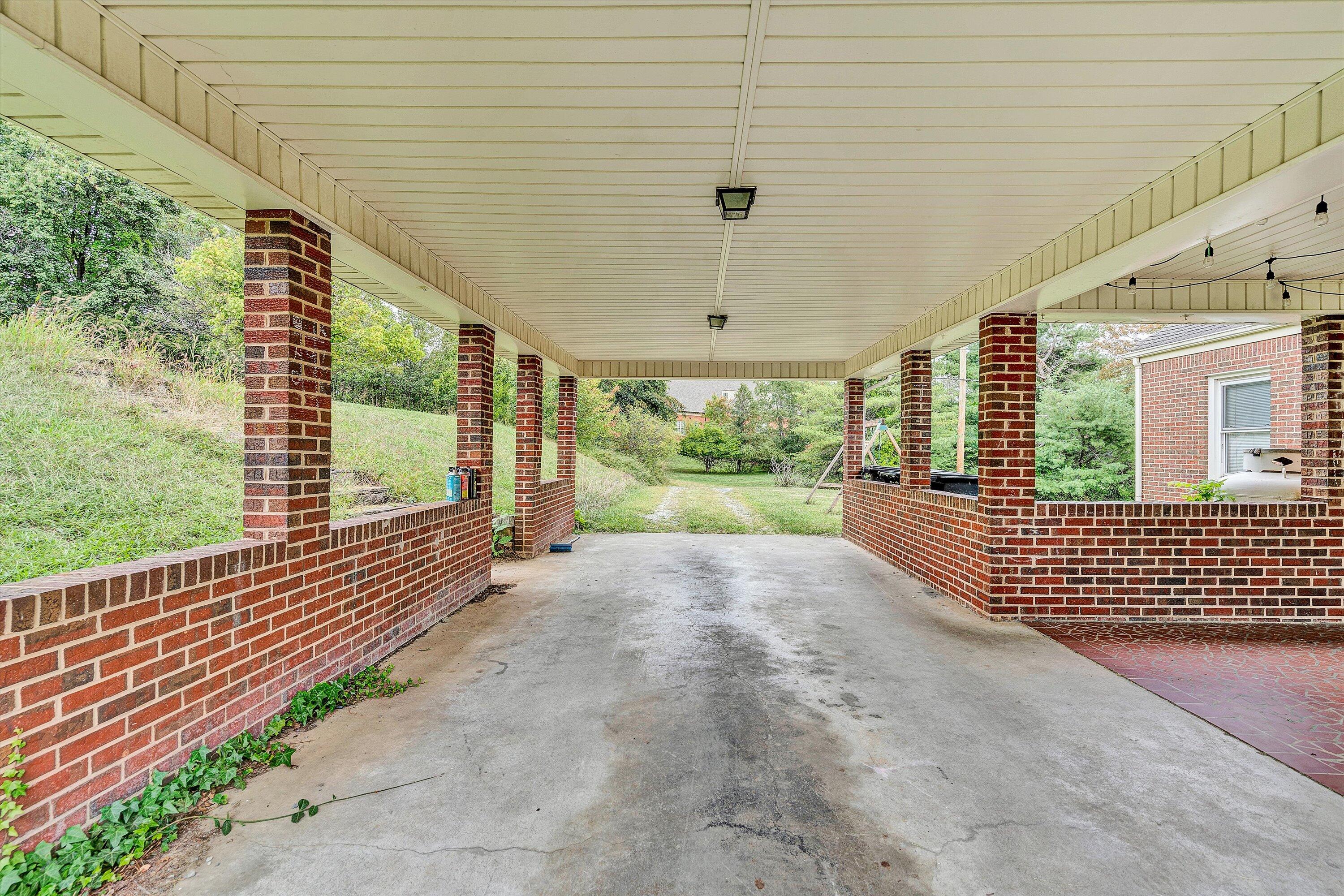 2925 Leslie LN SW 2925, 2931, 2941