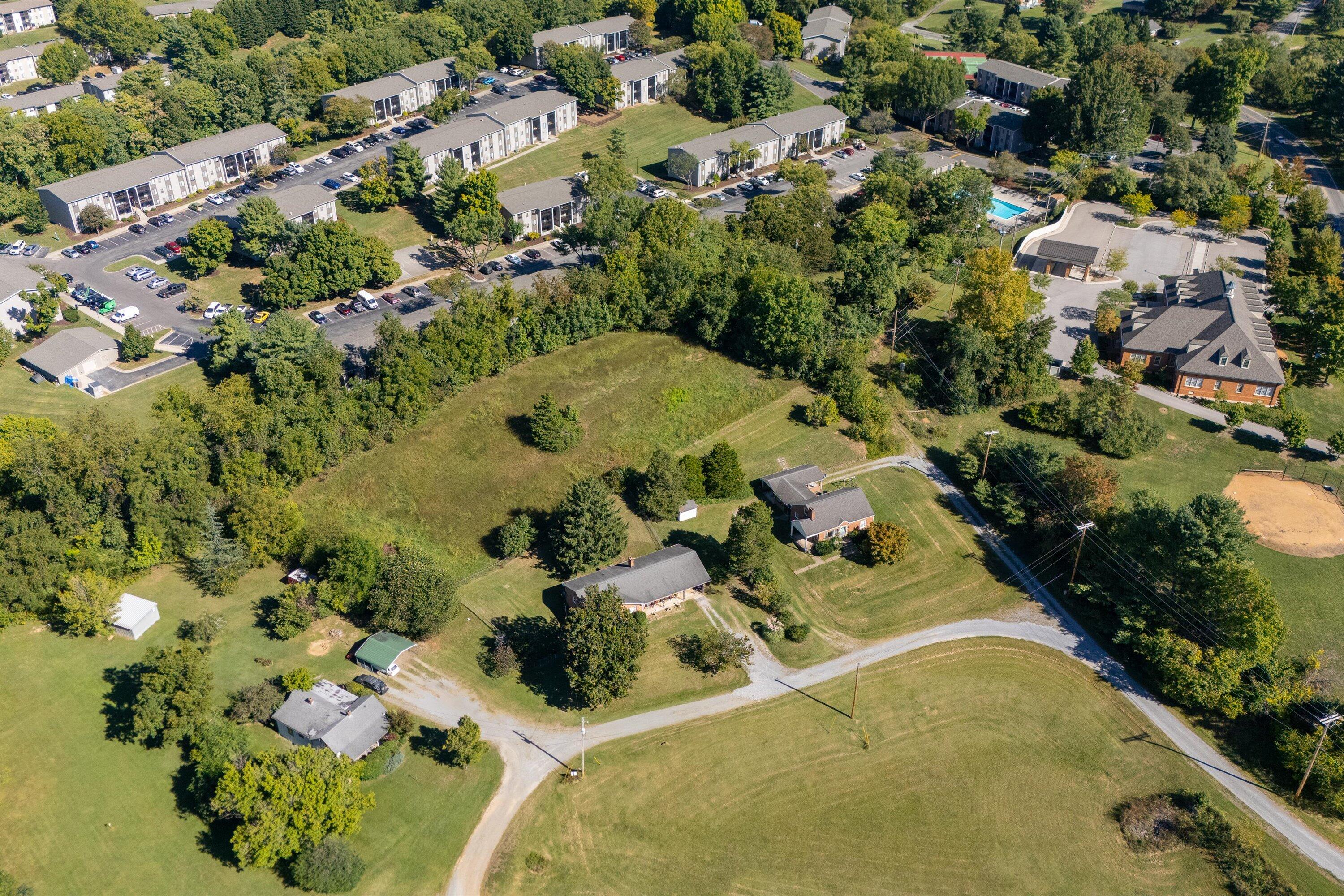 2925 Leslie LN SW 2925, 2931, 2941