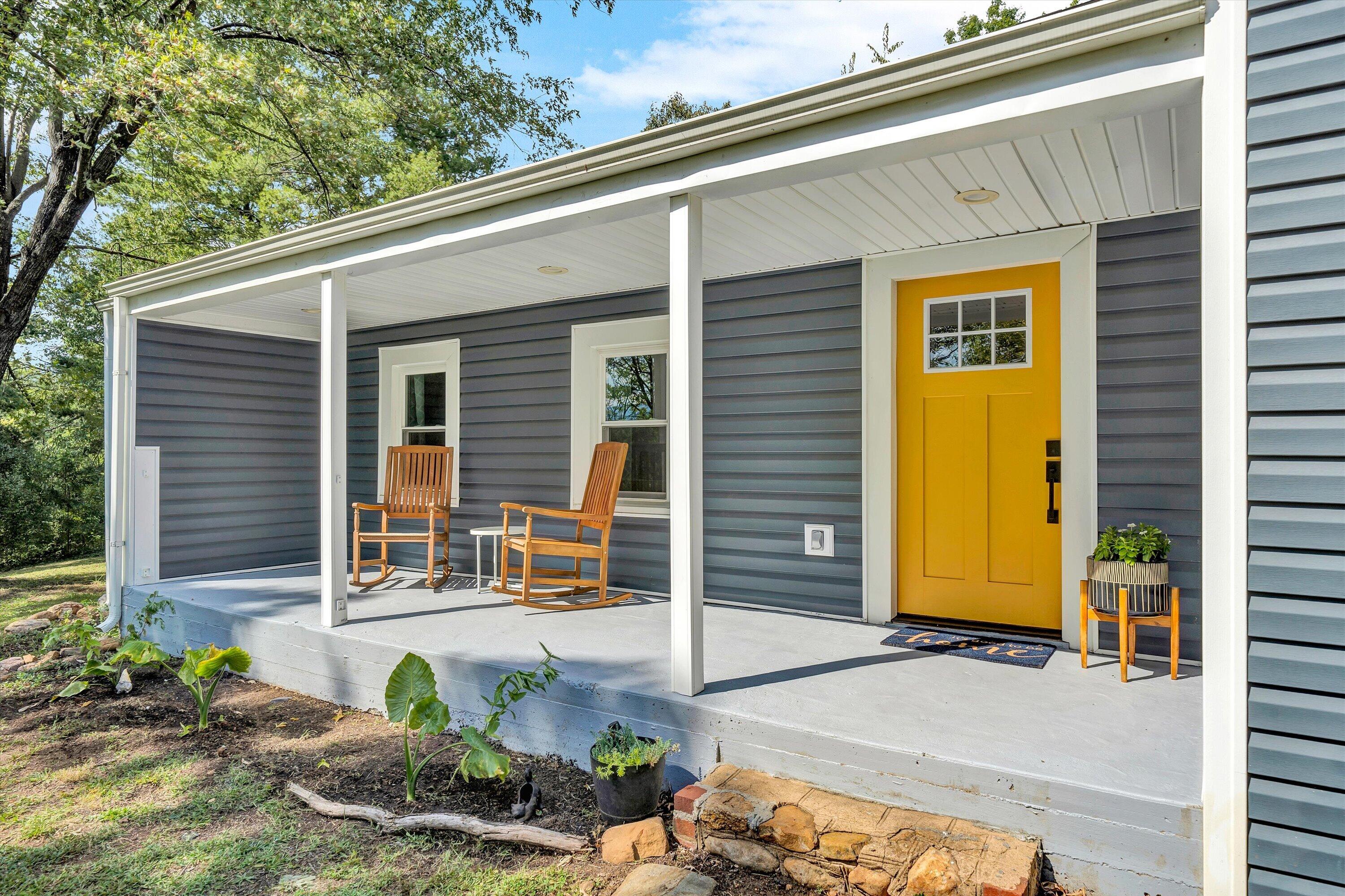 324 Jamie LN