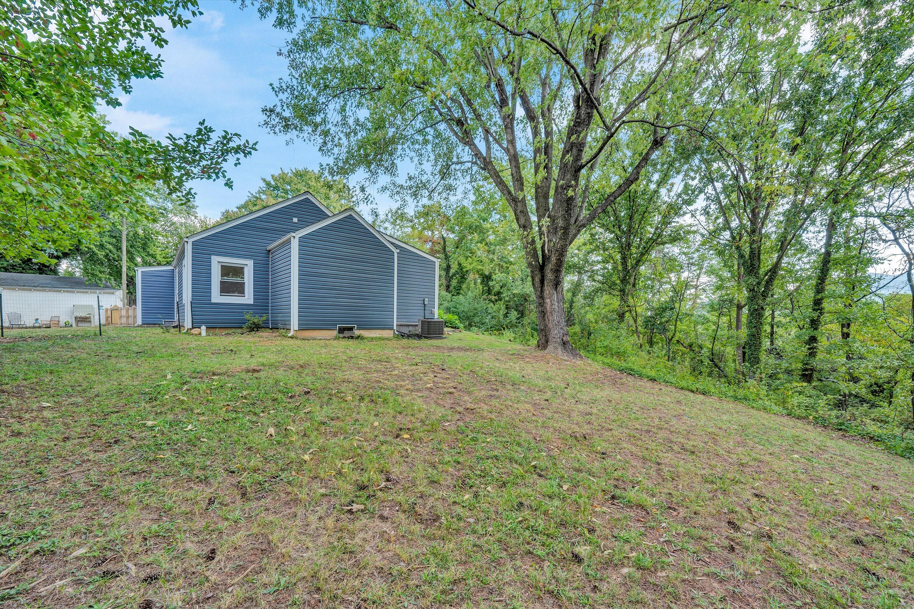 324 Jamie LN