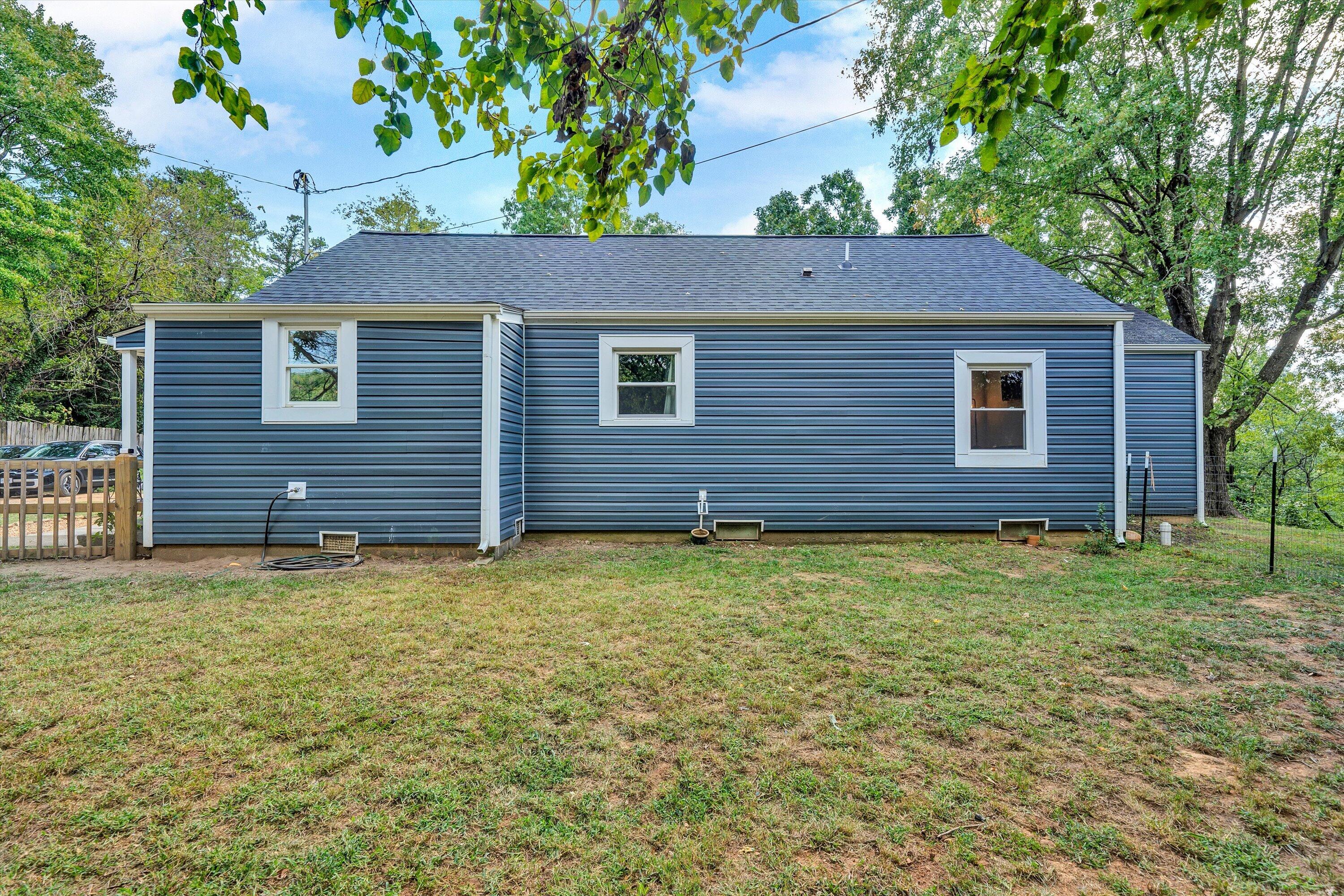 324 Jamie LN