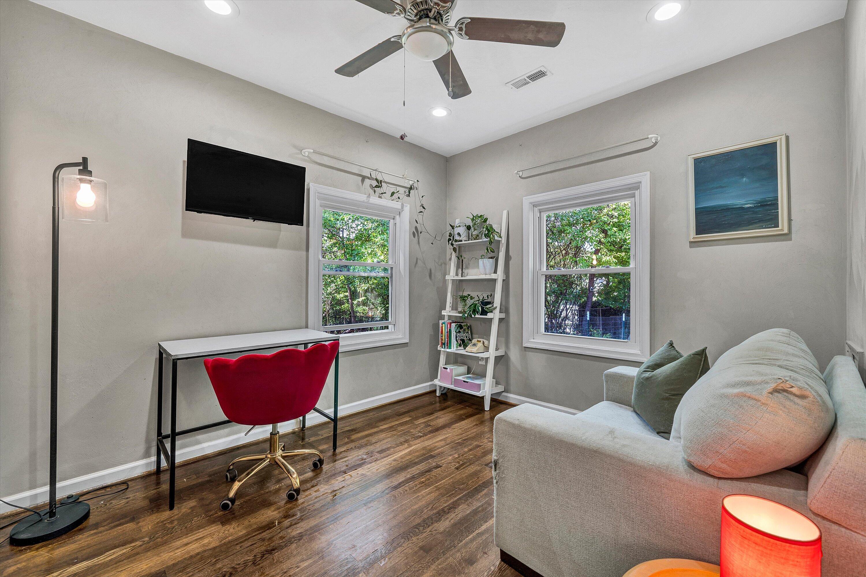 324 Jamie LN