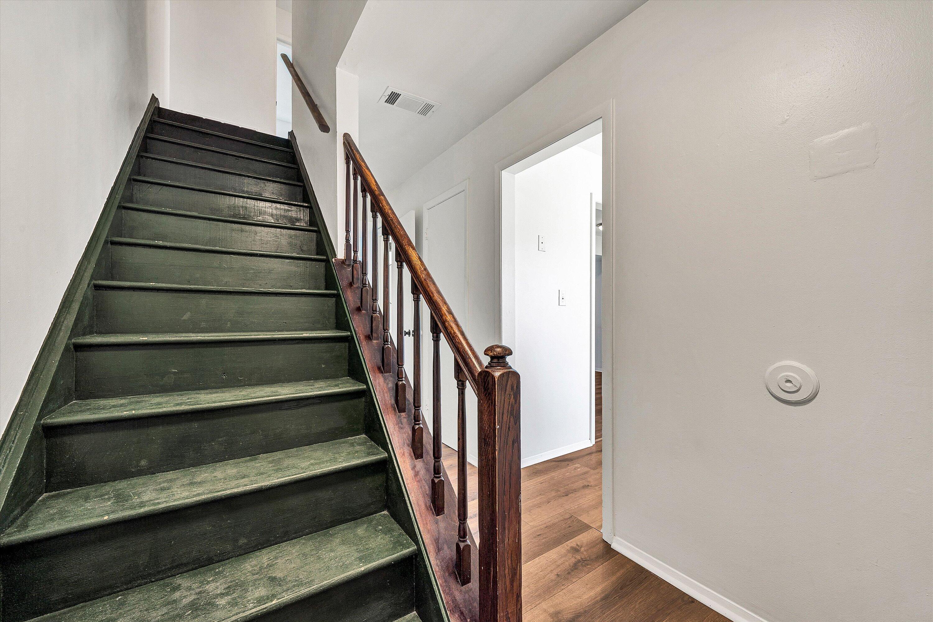 4625 Roxbury LN