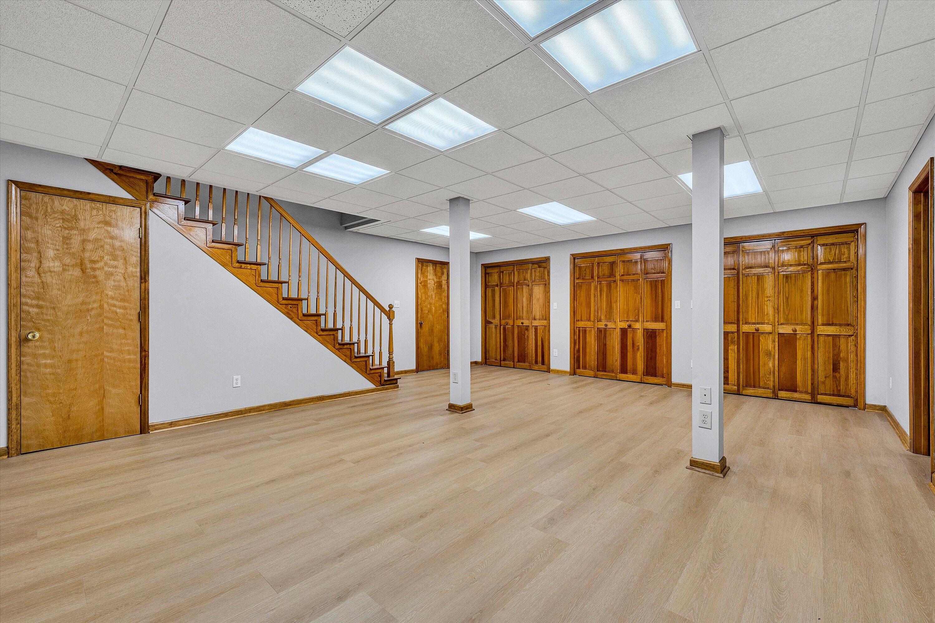5124 Jonathan LN