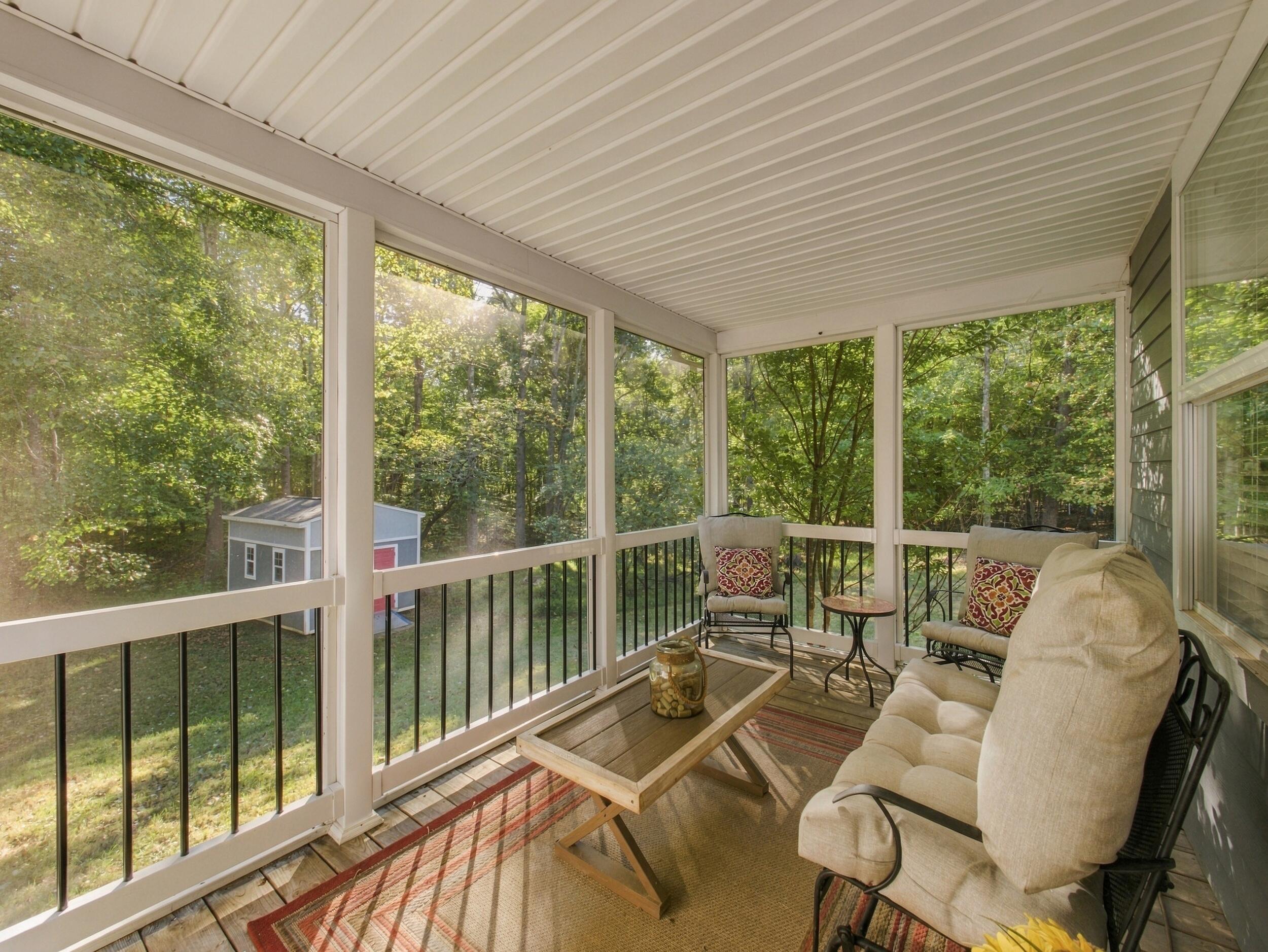 300 Belle Isle DR