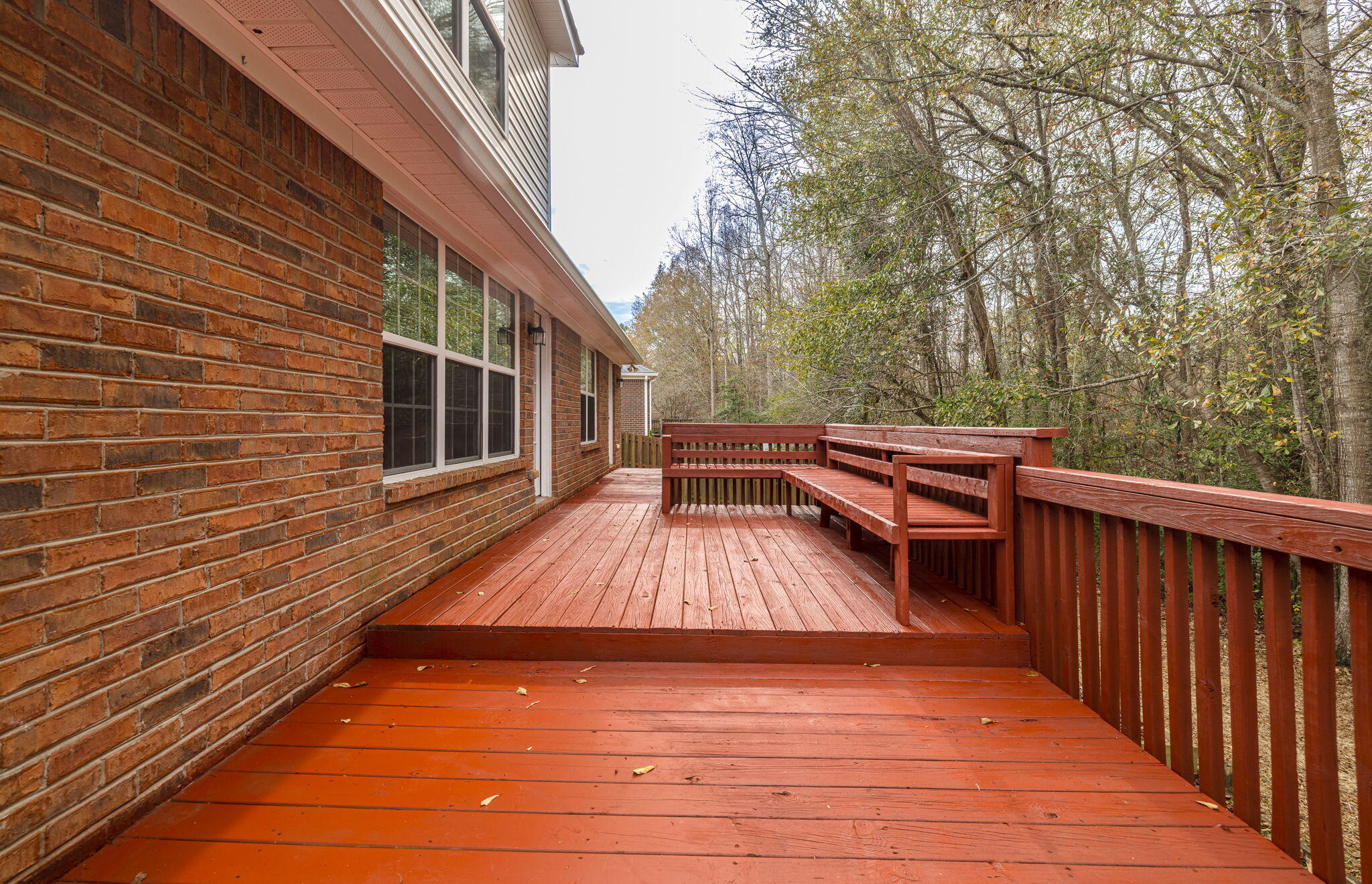 4562 COUNTRY GLEN Circle