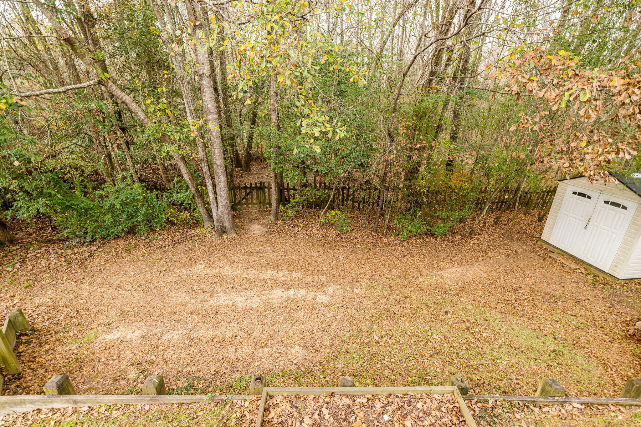 4562 COUNTRY GLEN Circle