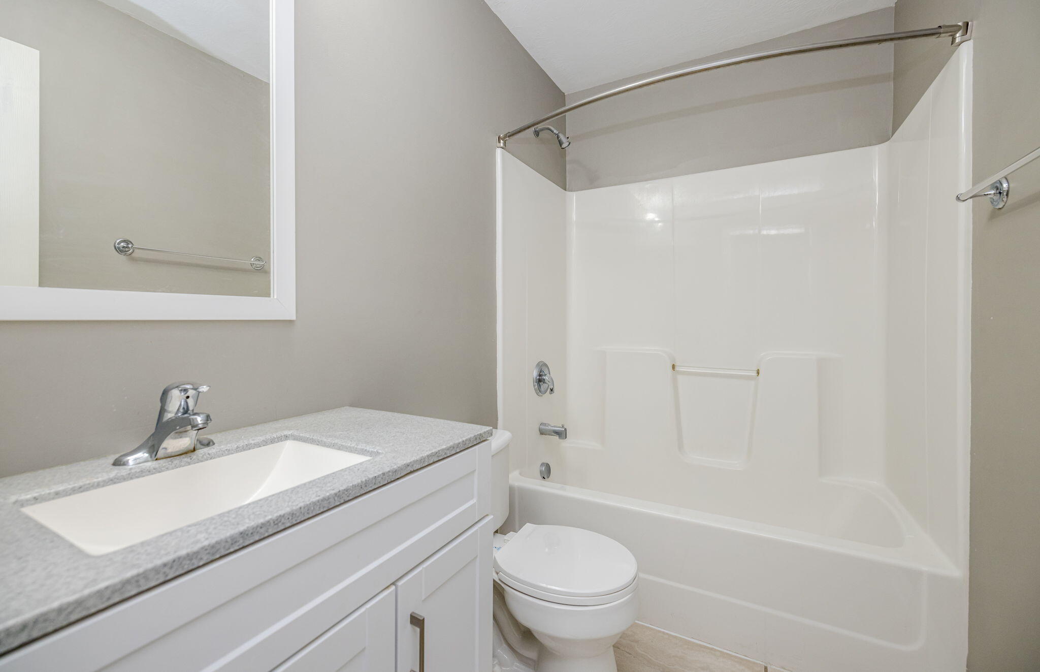 4562 COUNTRY GLEN Circle