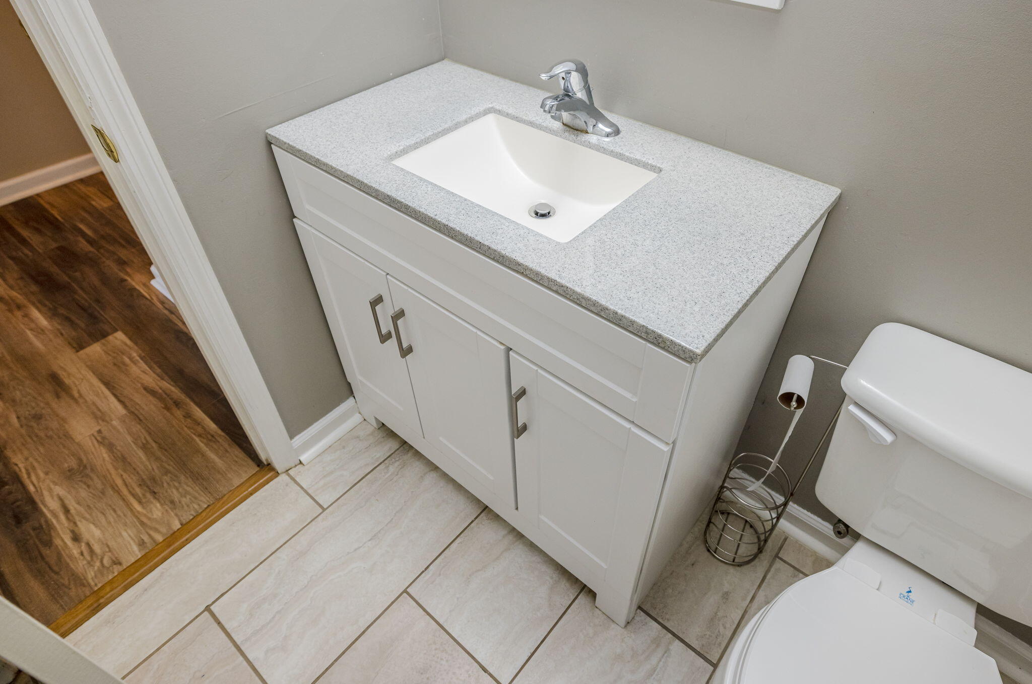 4562 COUNTRY GLEN Circle