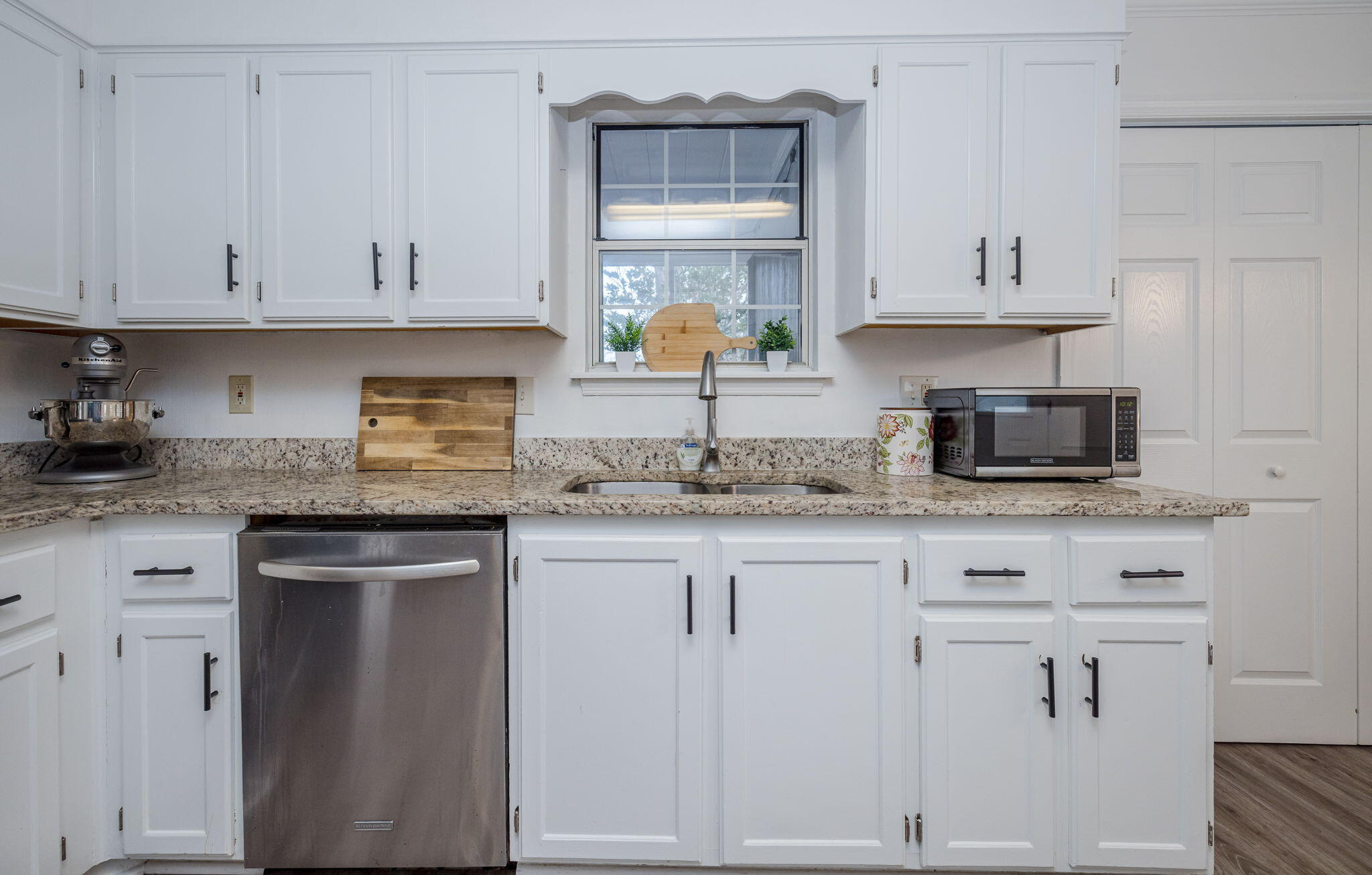 124 MAPLE CREEK Drive