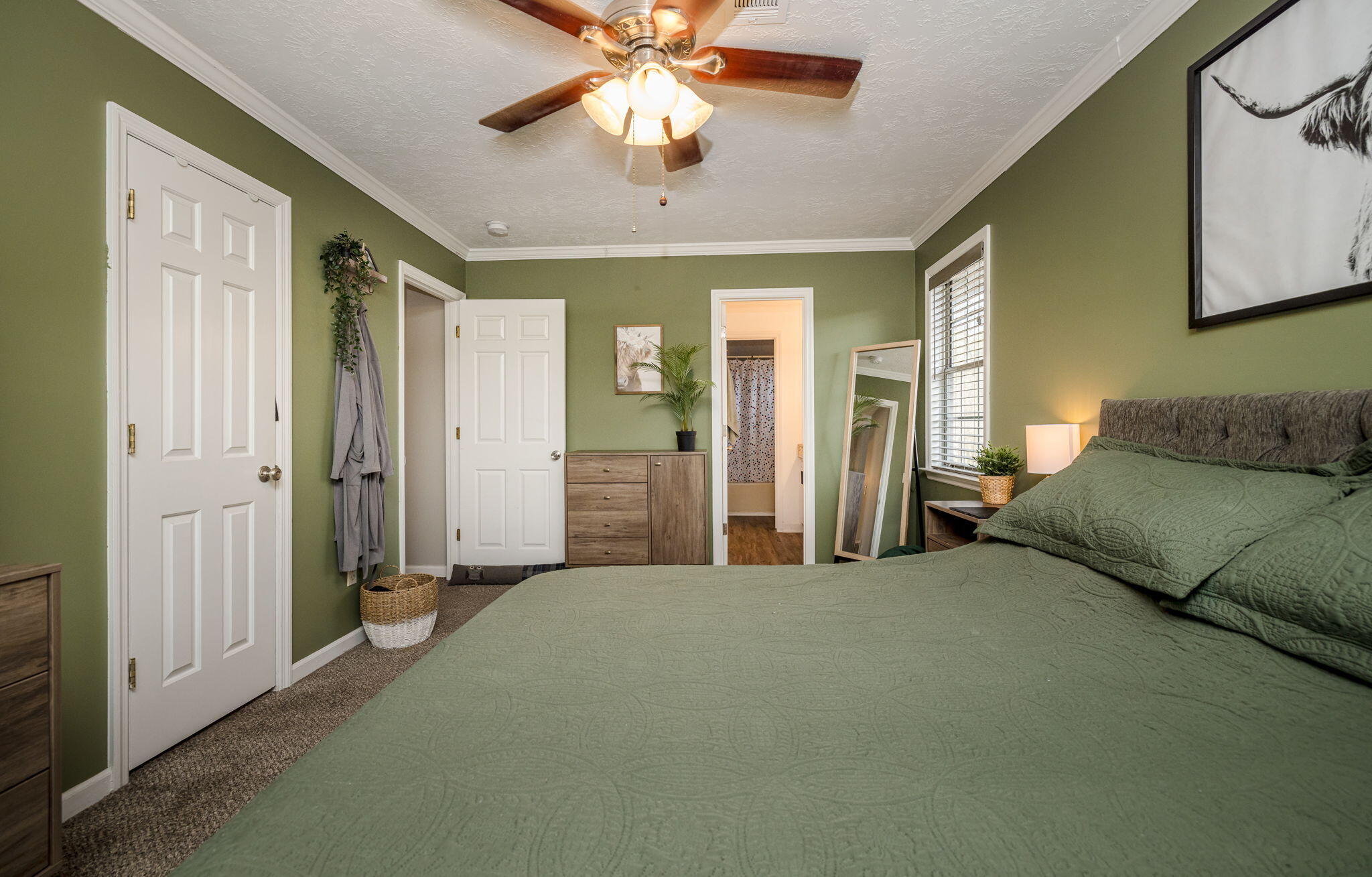 124 MAPLE CREEK Drive