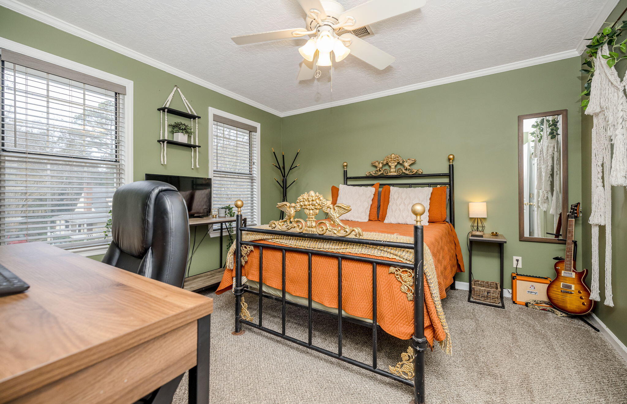 124 MAPLE CREEK Drive