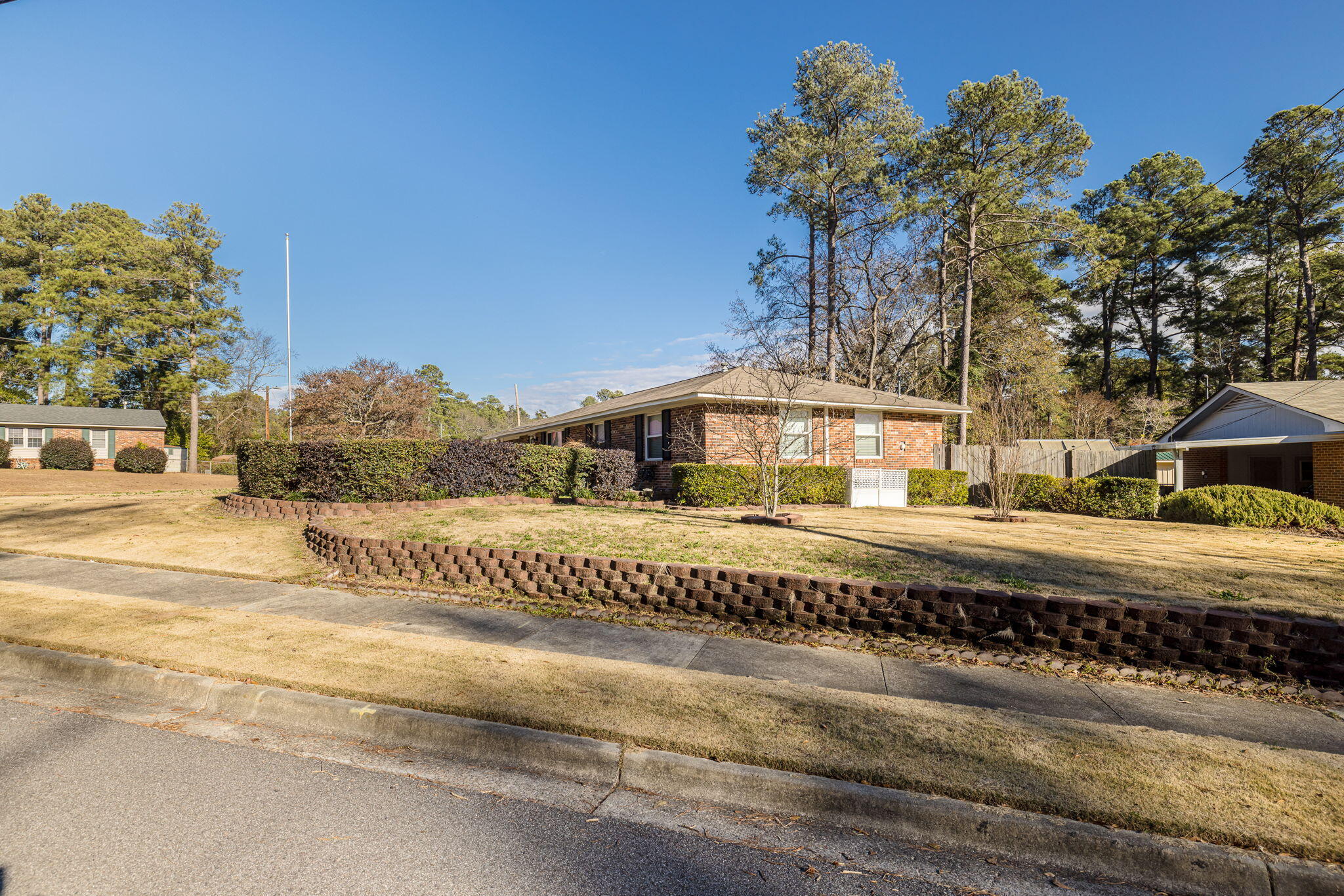 120 GARDNERS MILL Road