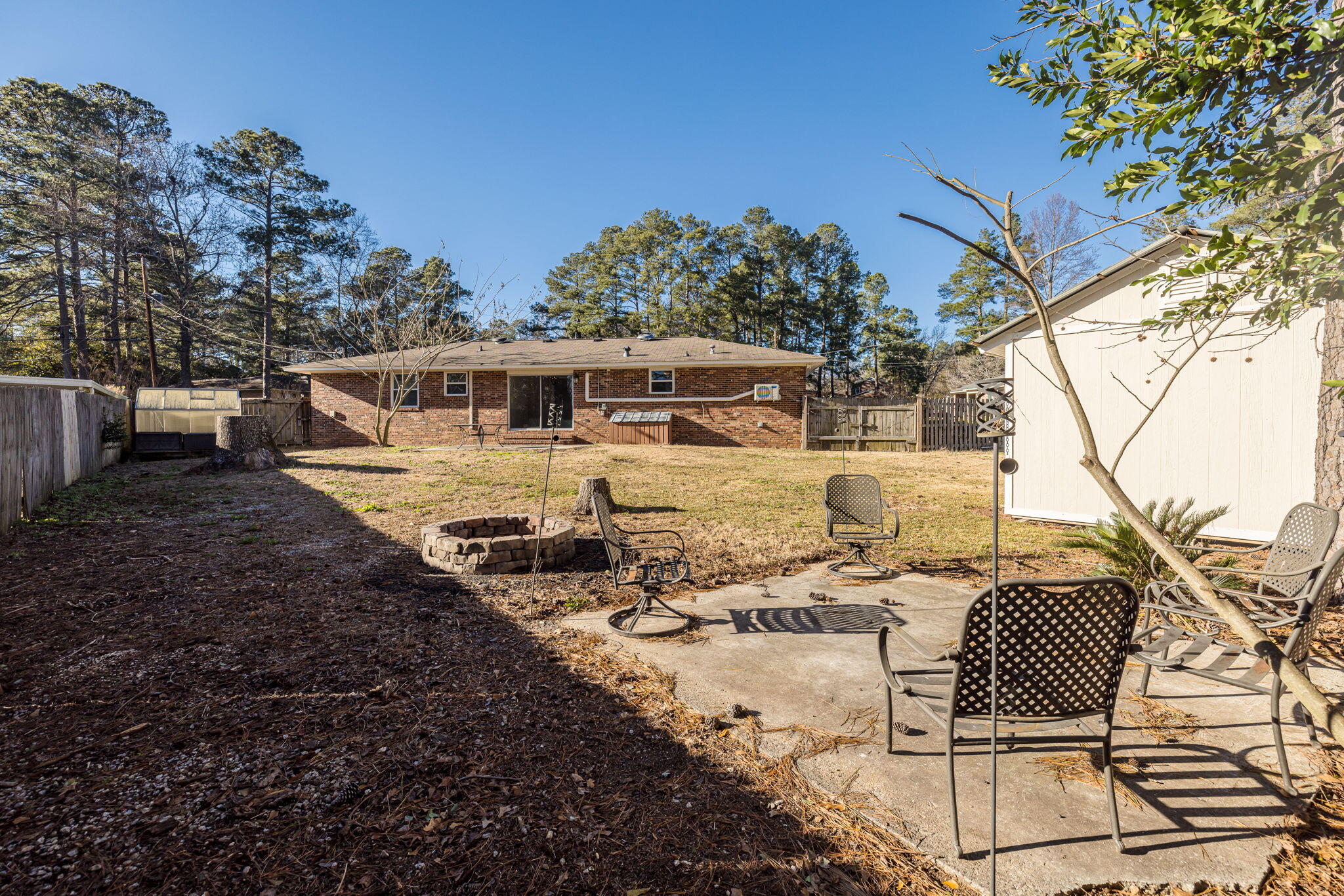 120 GARDNERS MILL Road