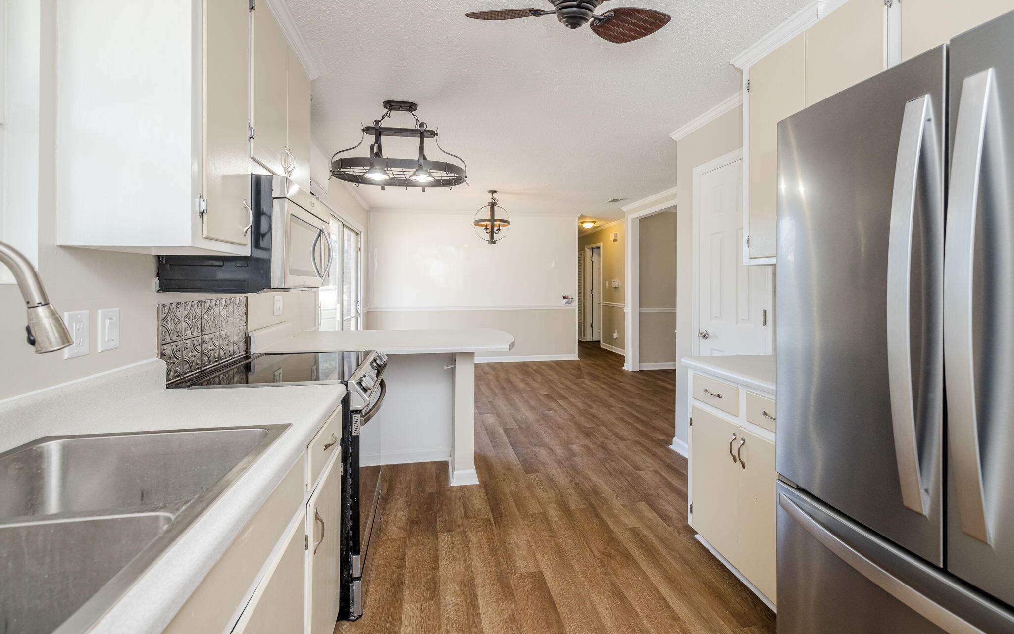 120 GARDNERS MILL Road