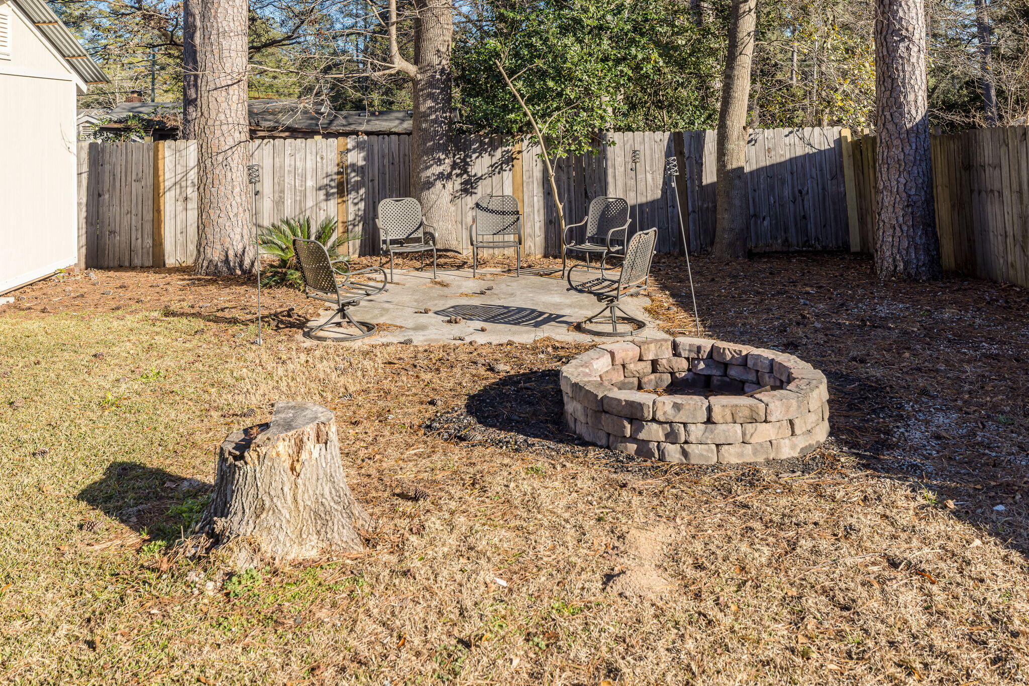 120 GARDNERS MILL Road