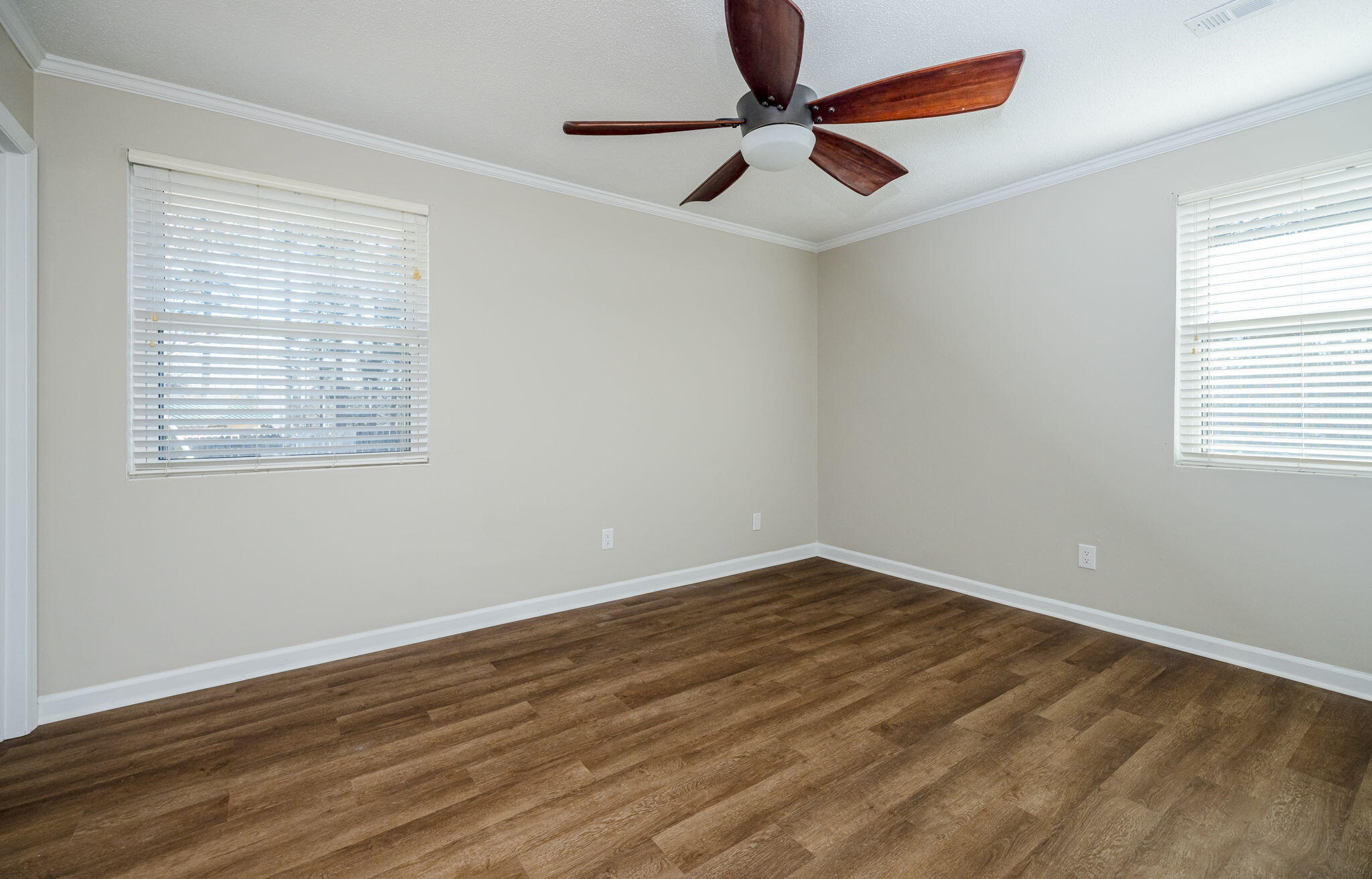 120 GARDNERS MILL Road