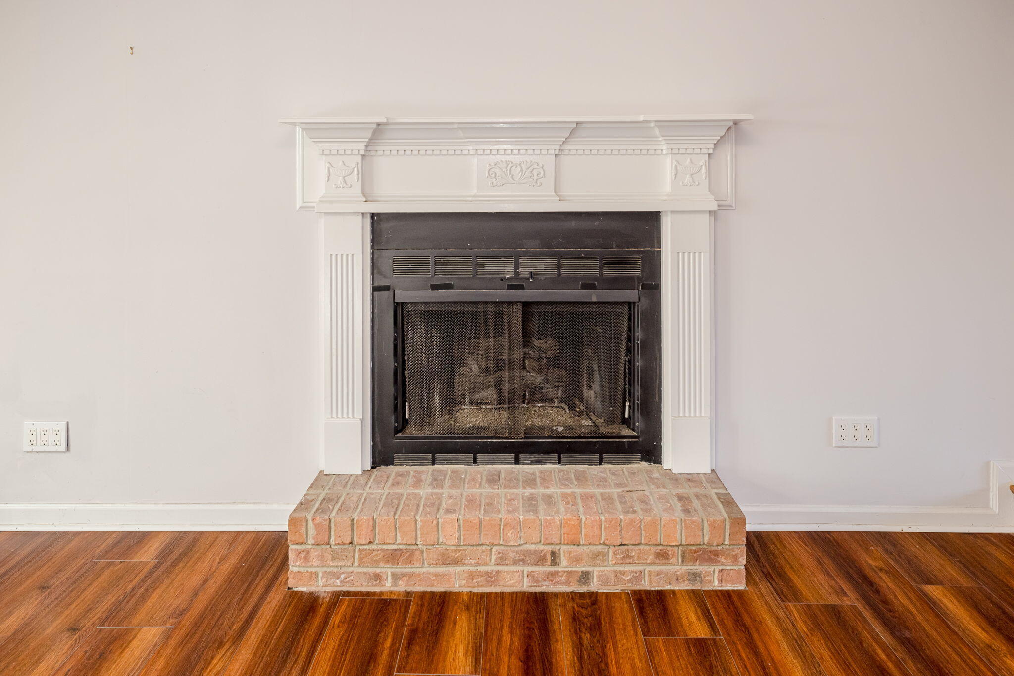 1206 SANDE HILL Place