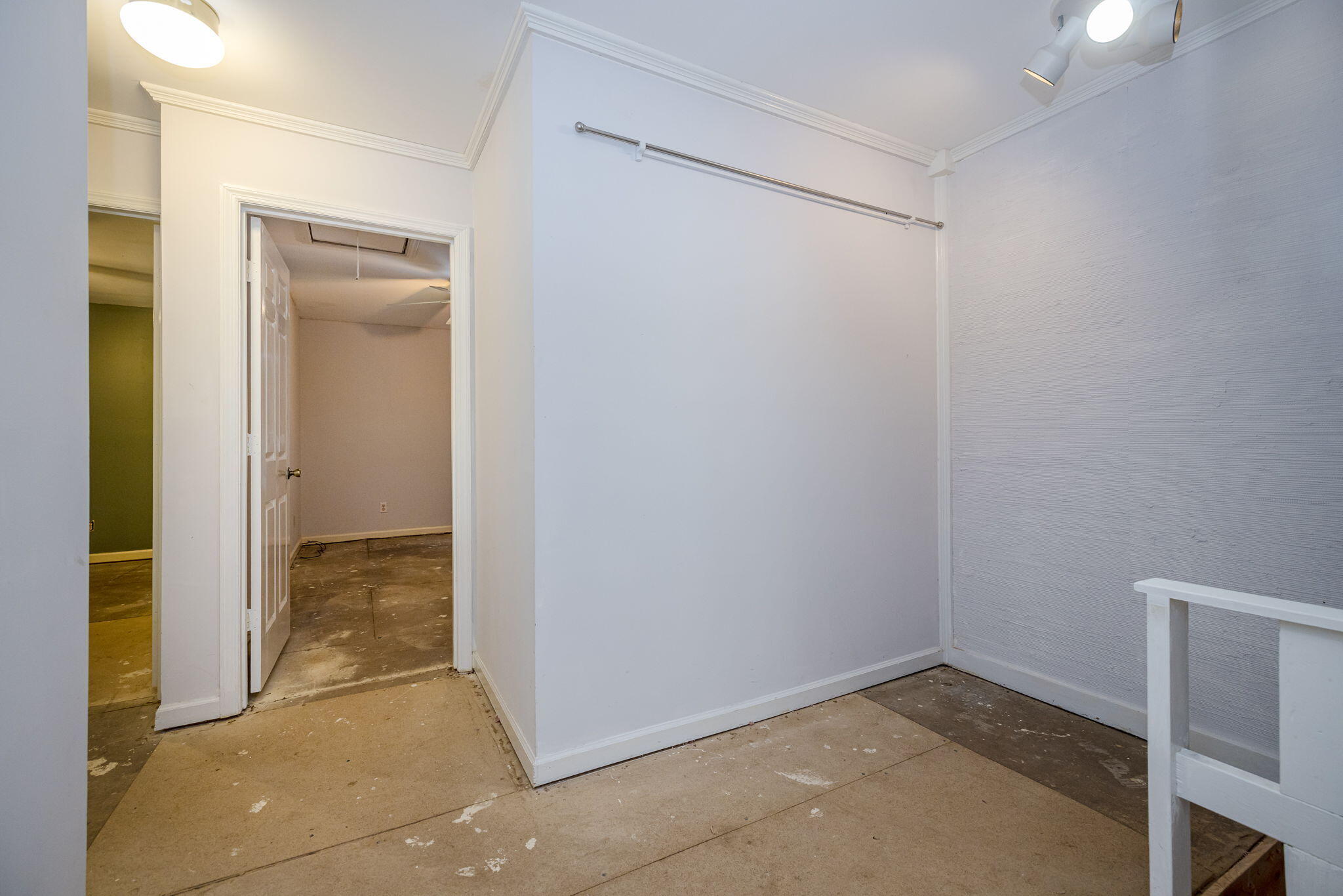 1206 SANDE HILL Place