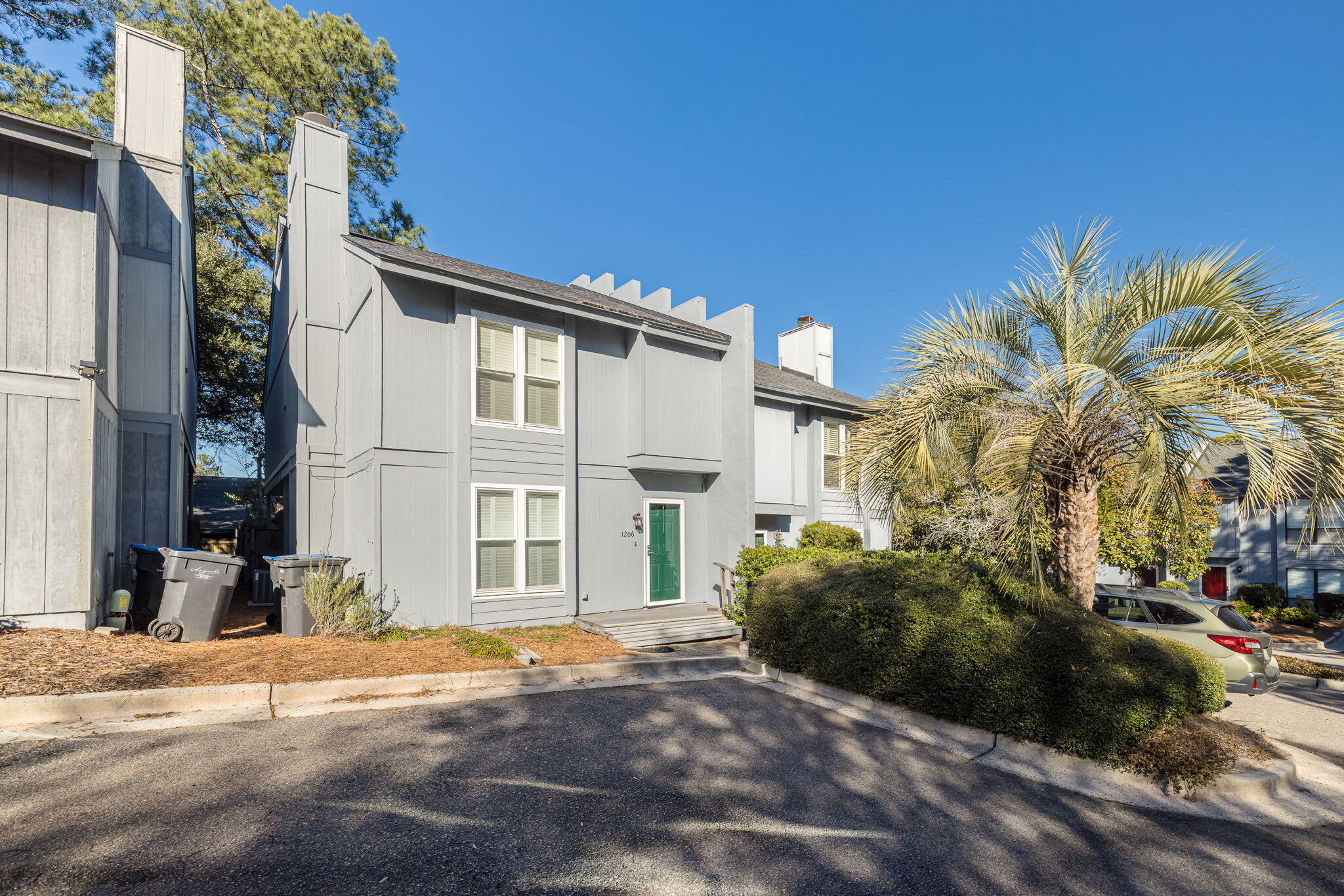 1206 SANDE HILL Place