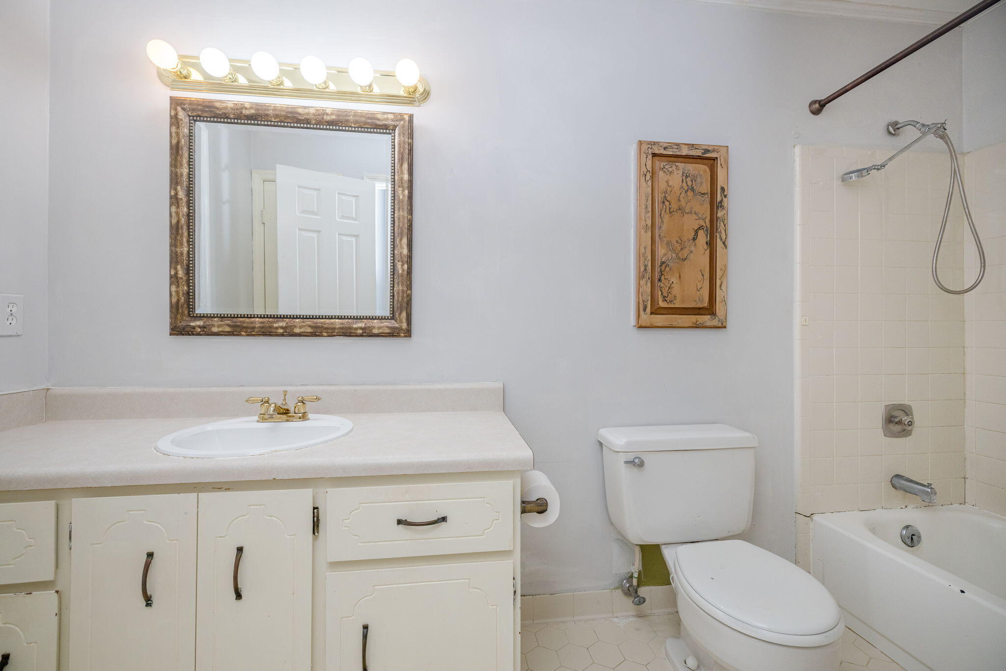 1206 SANDE HILL Place