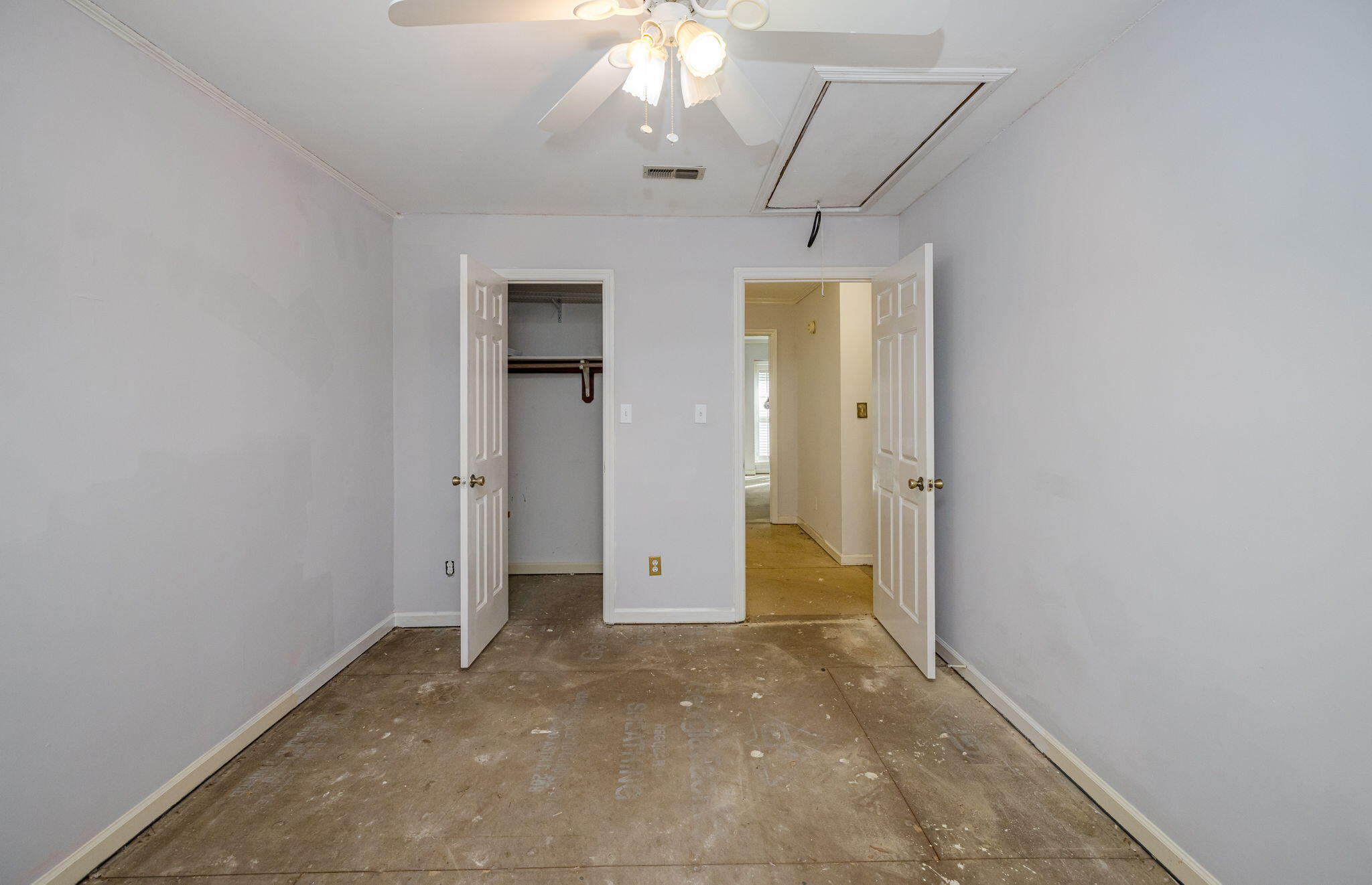 1206 SANDE HILL Place