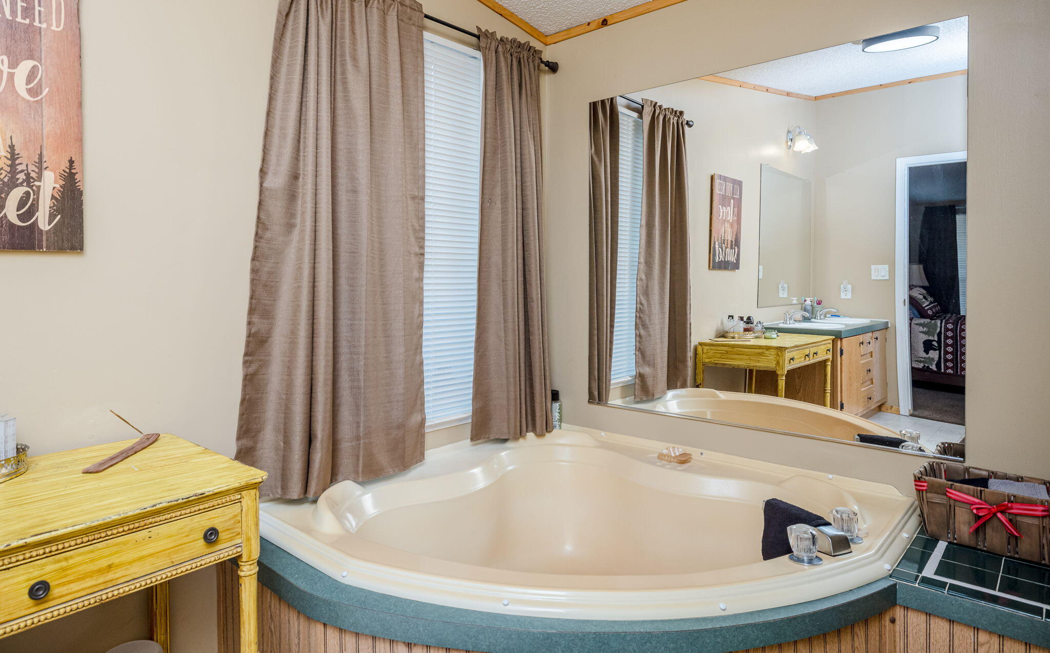 1565 POWELL CHURCH Road